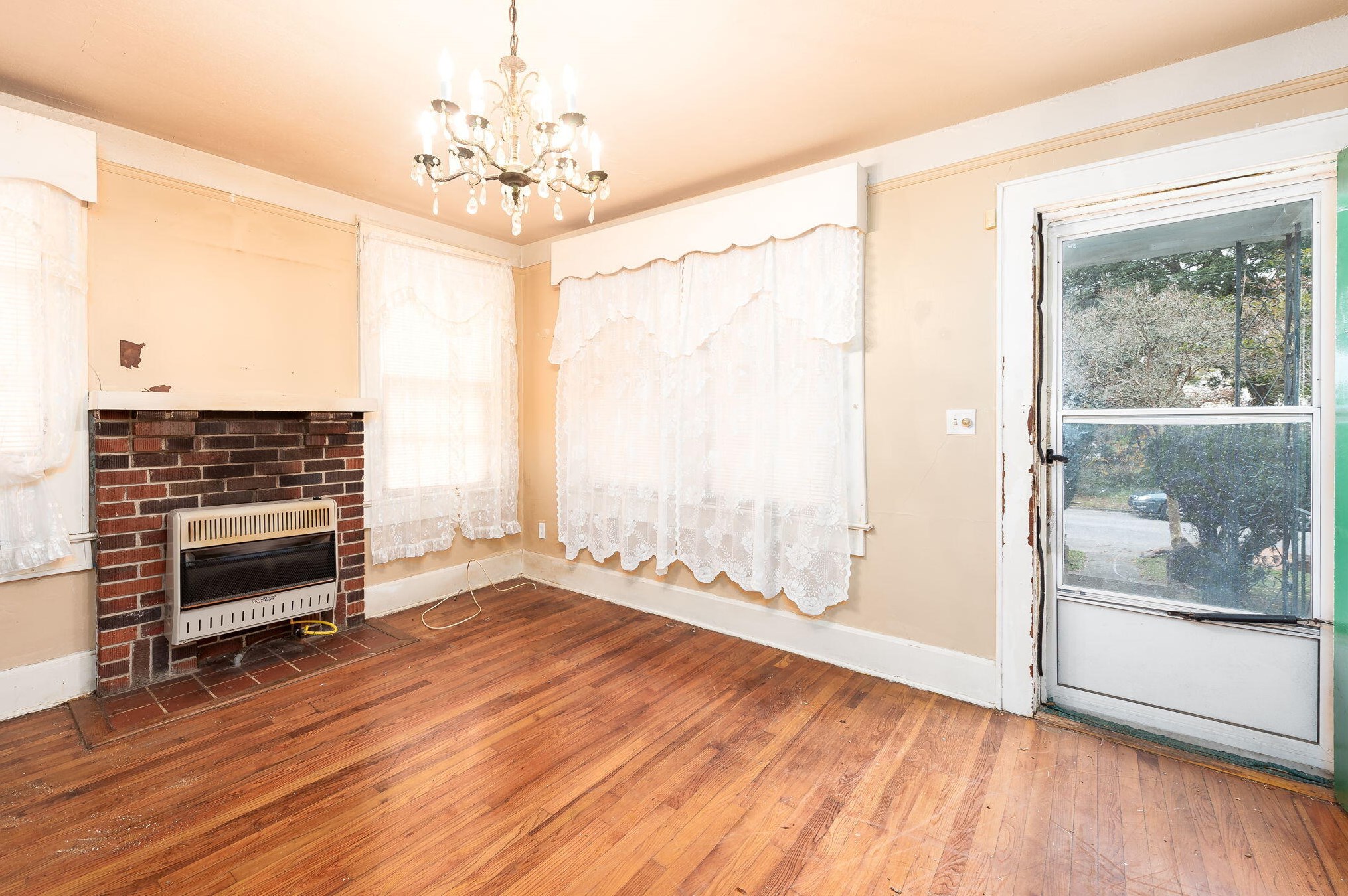 154 Dunnemann Ave, Charleston SC 29403-3609 exterior