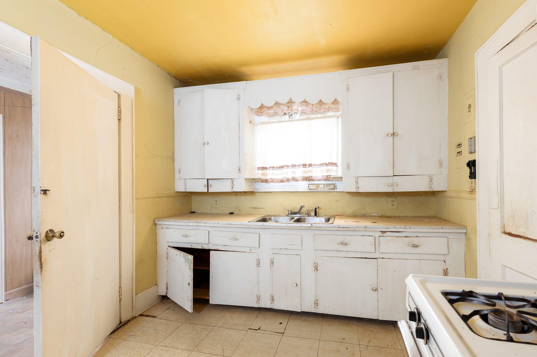 154 Dunnemann Ave, Charleston SC 29403-3609 exterior