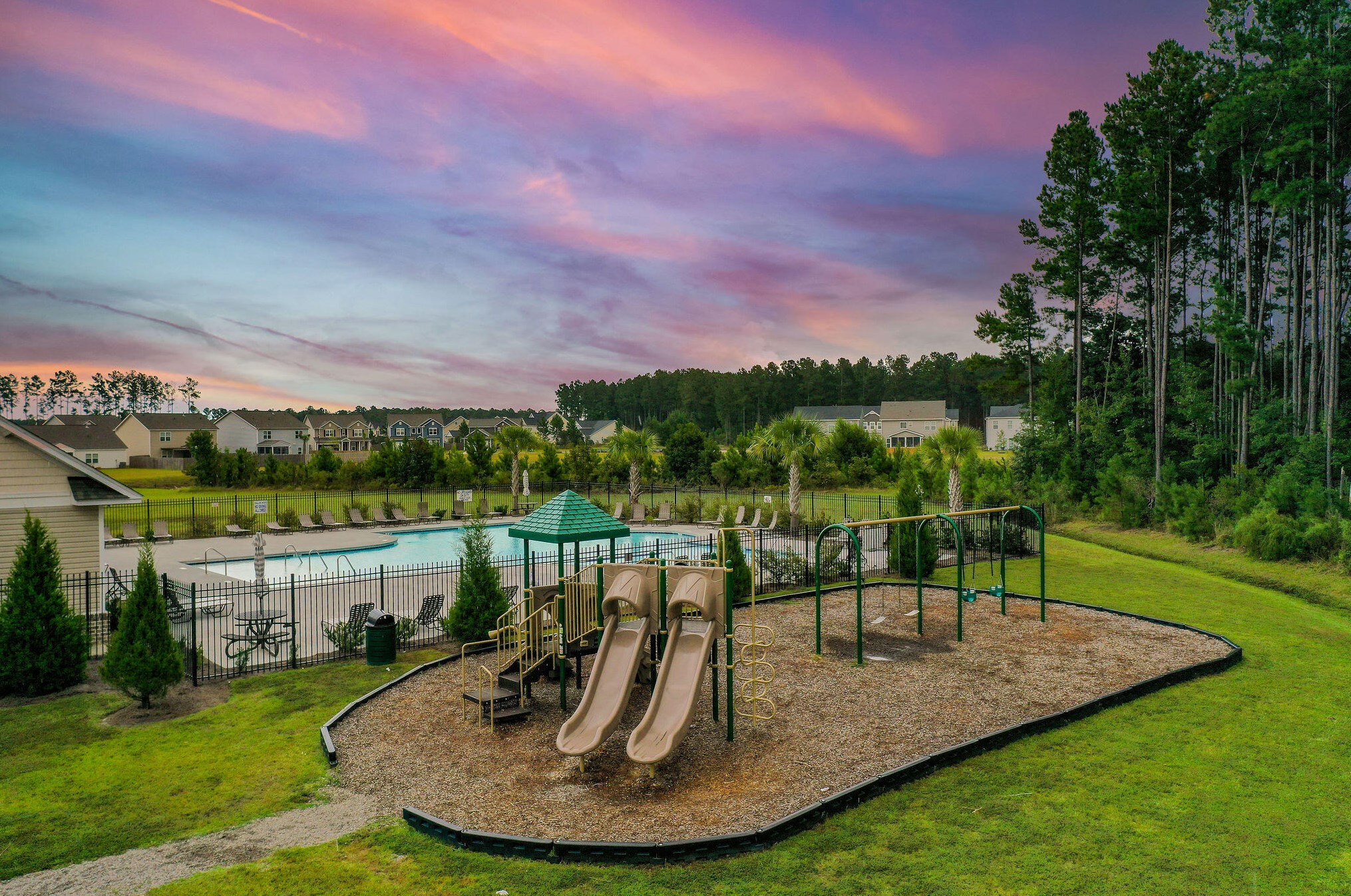 427 Sanctuary Park Dr, Summerville SC  29486 exterior