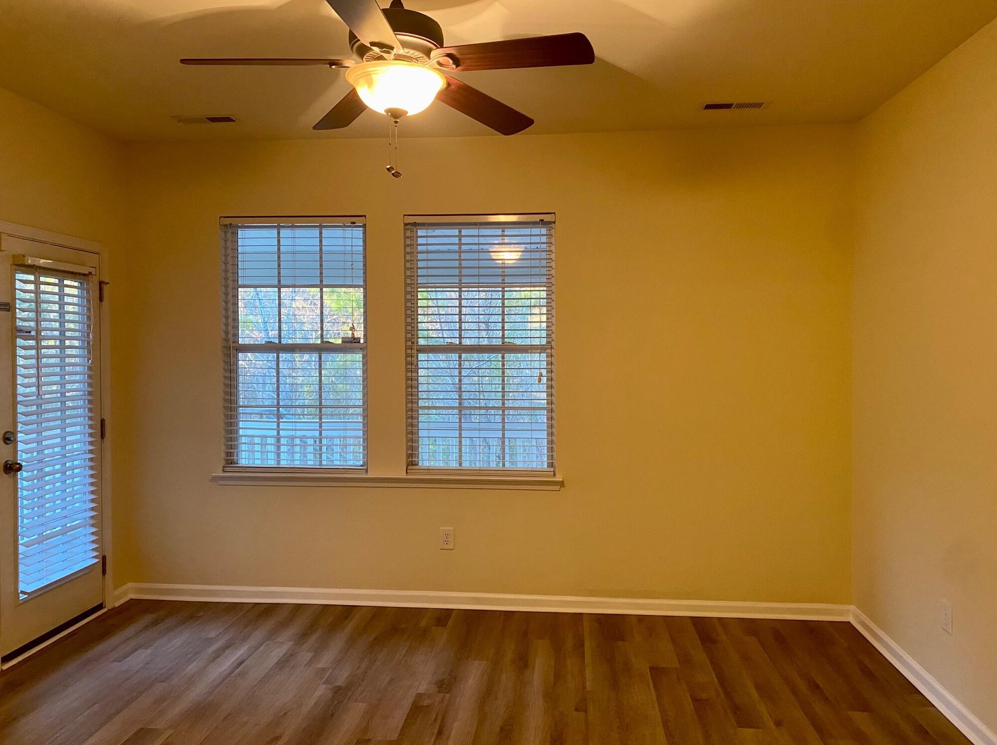 329 Flyway Rd, Charleston SC 29445-7765 exterior