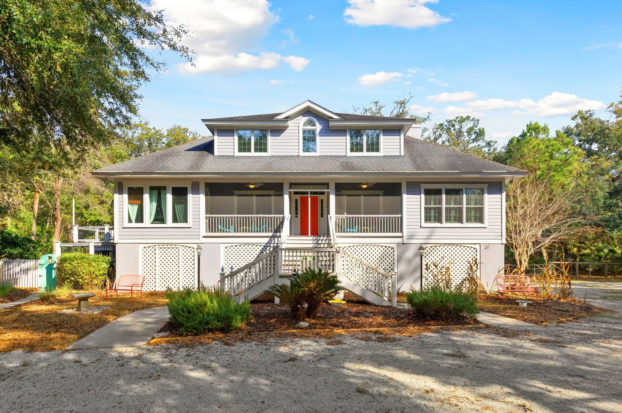 8834 Palmetto Rd, Edisto, SC 29438