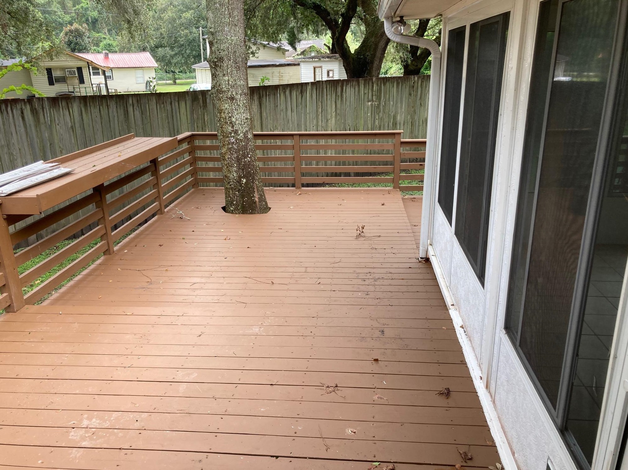 1279 Deep Water Dr, Mount Pleasant SC  29464-7431 exterior