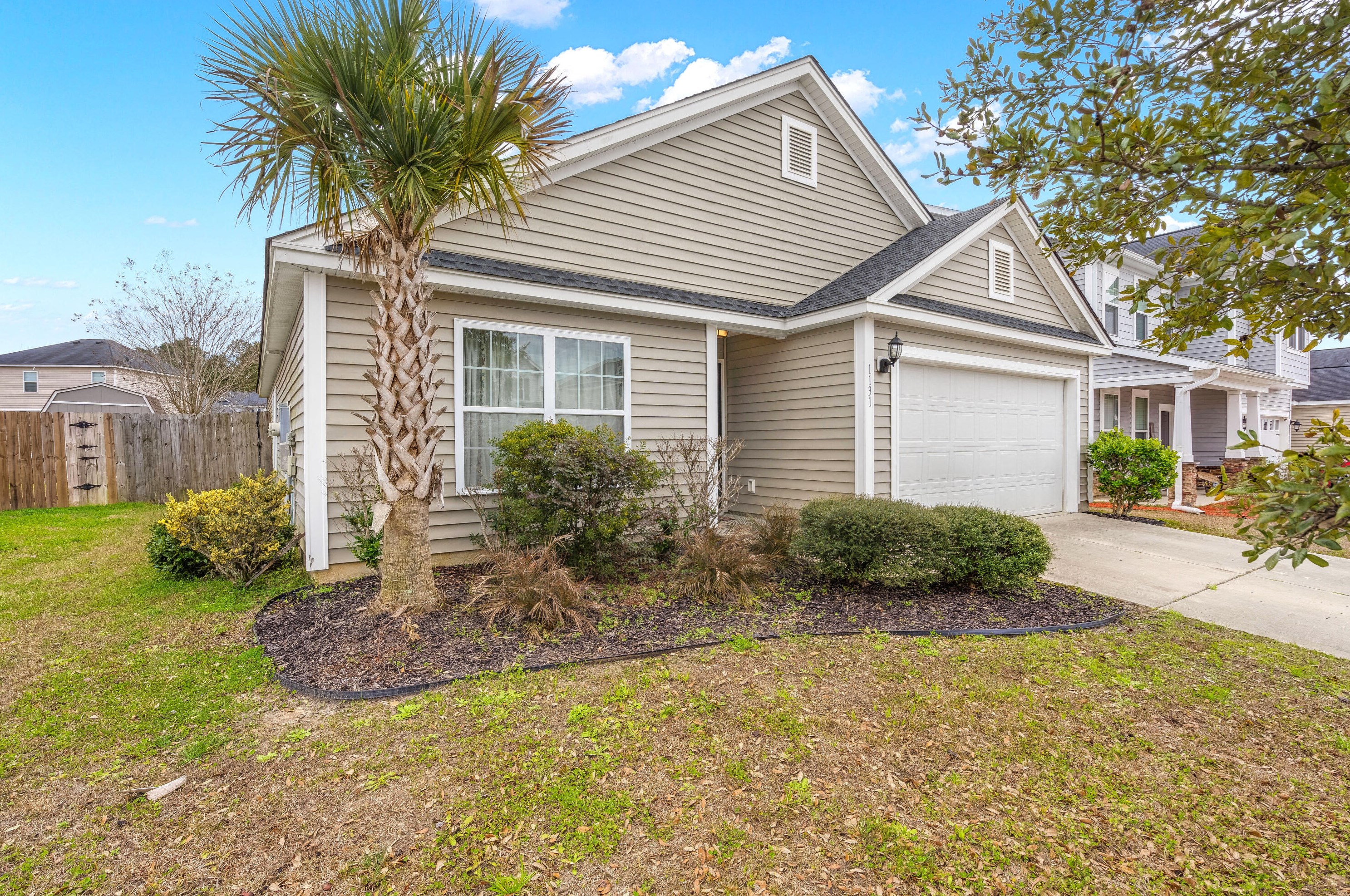 1131 Flyway Rd, Summerville, SC 29483-8022
