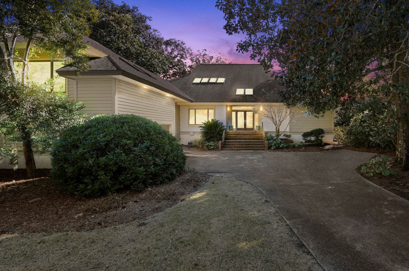 9 Bufflehead Dr, Johns Island, SC 29455