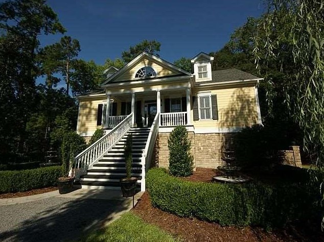 230 Marion Ave, Summerville, SC 29483-4331