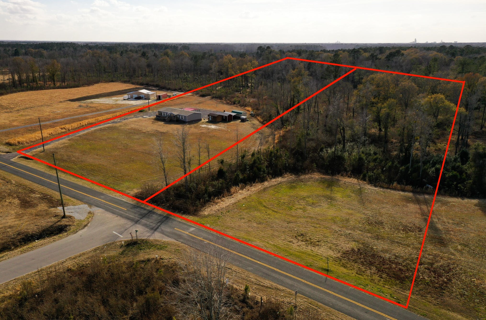 868 Coach Rd, Holly Hill, SC 29059-9273