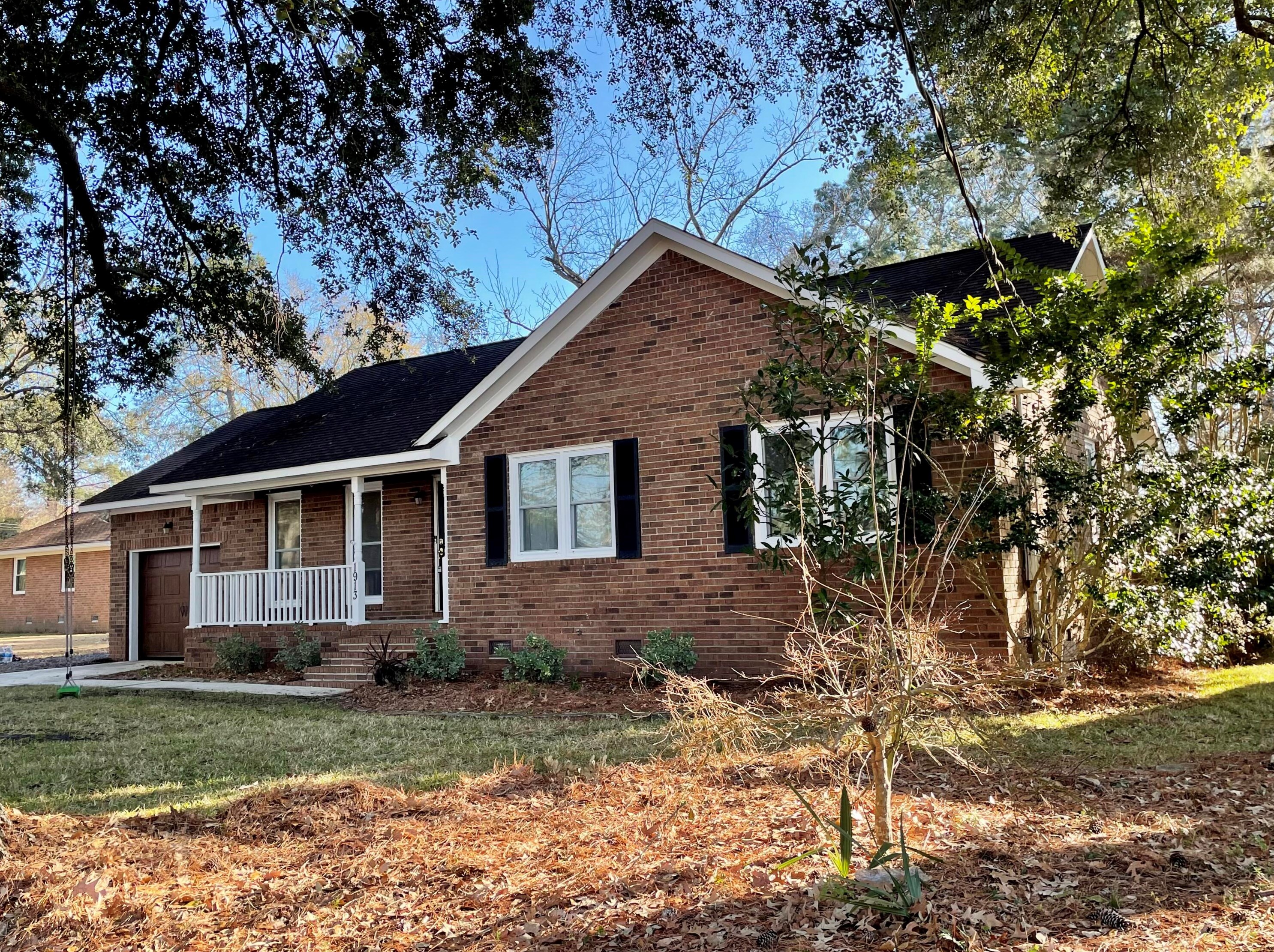 1913 Marshland Dr, Charleston, SC 29414-6215