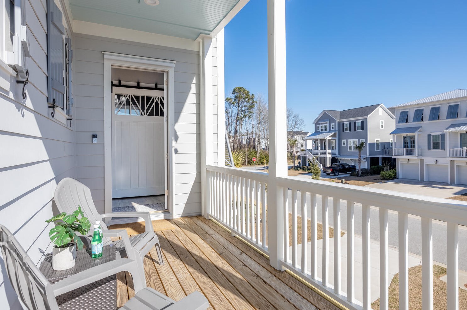 1465 Stratton Pl, Mount Pleasant SC  29466-8937 exterior