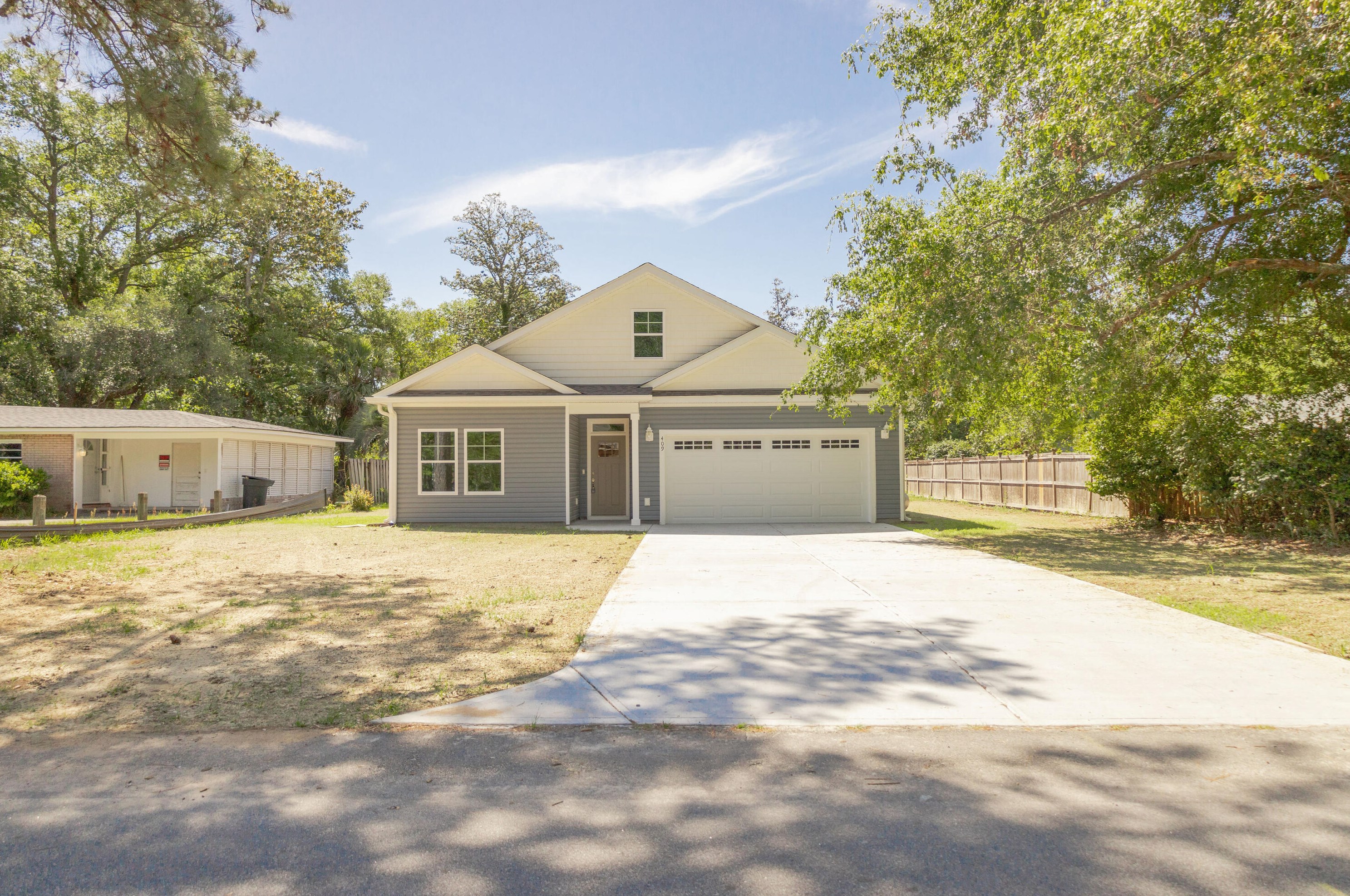 409 Klein St, Walterboro, SC 29488-3821