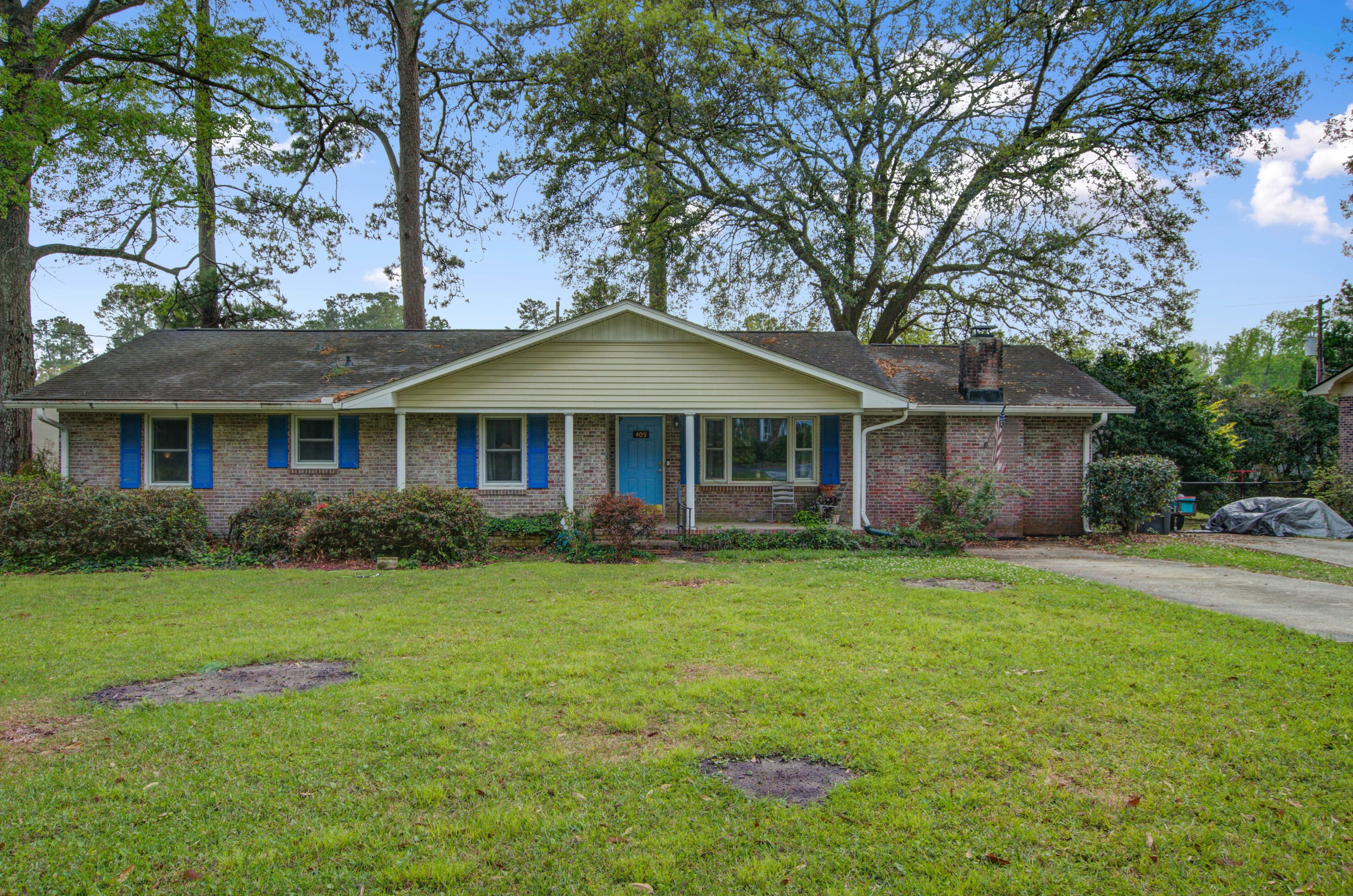 409 Partridge Cir, Summerville, SC 29485-5120