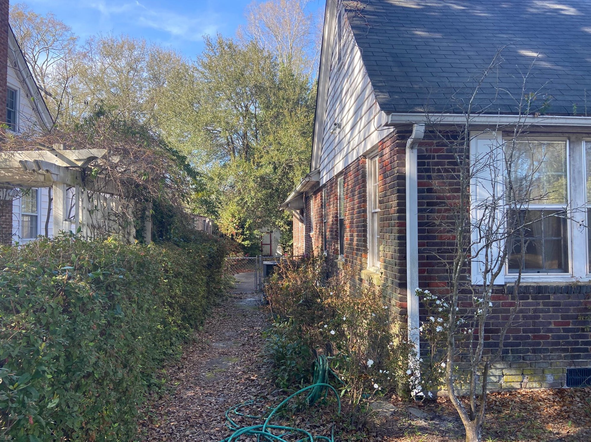 19 Charlotte Ave, Sumter, SC 29150-4226