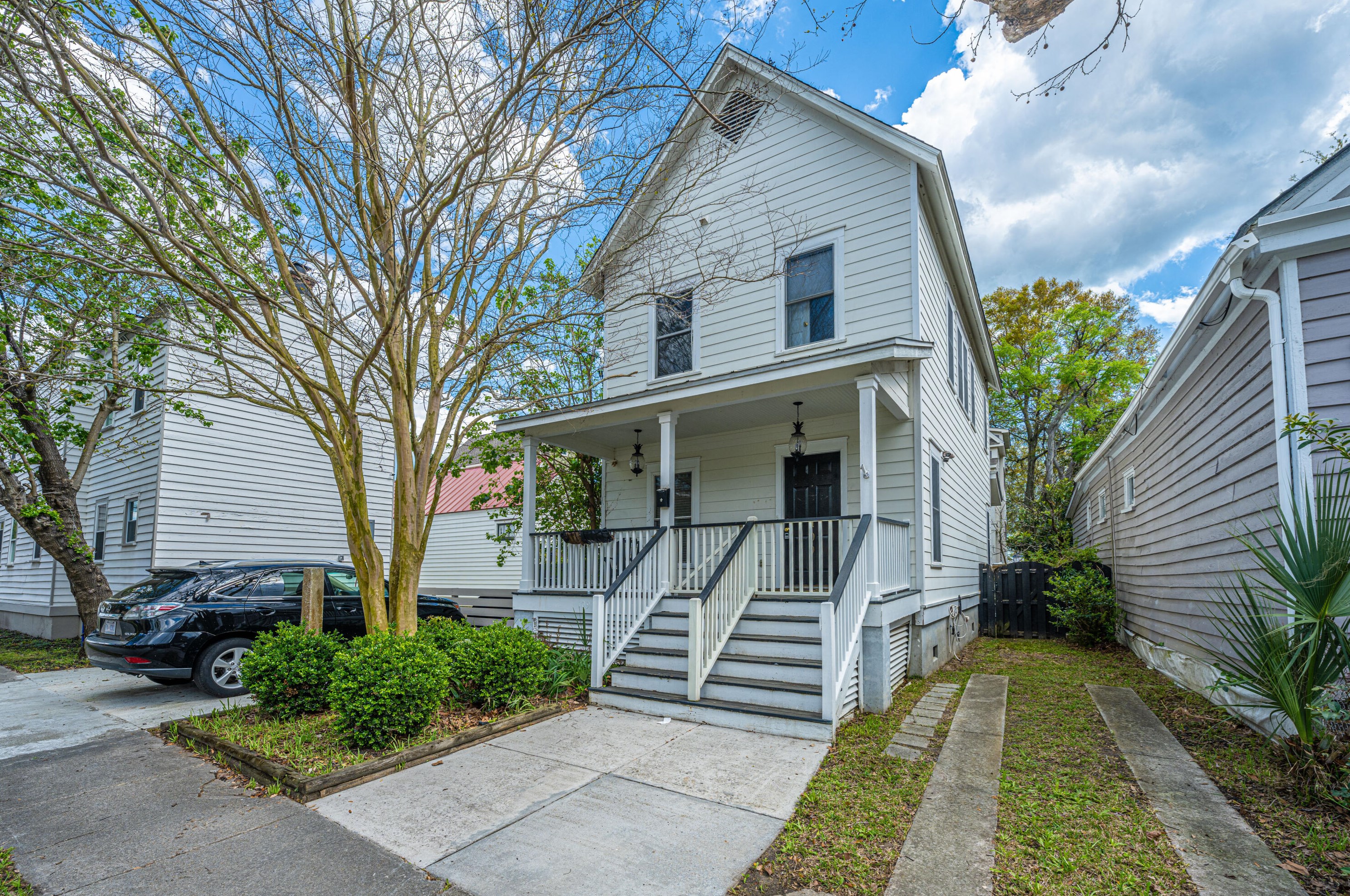 109 Harris St, Charleston, SC 29403-5009