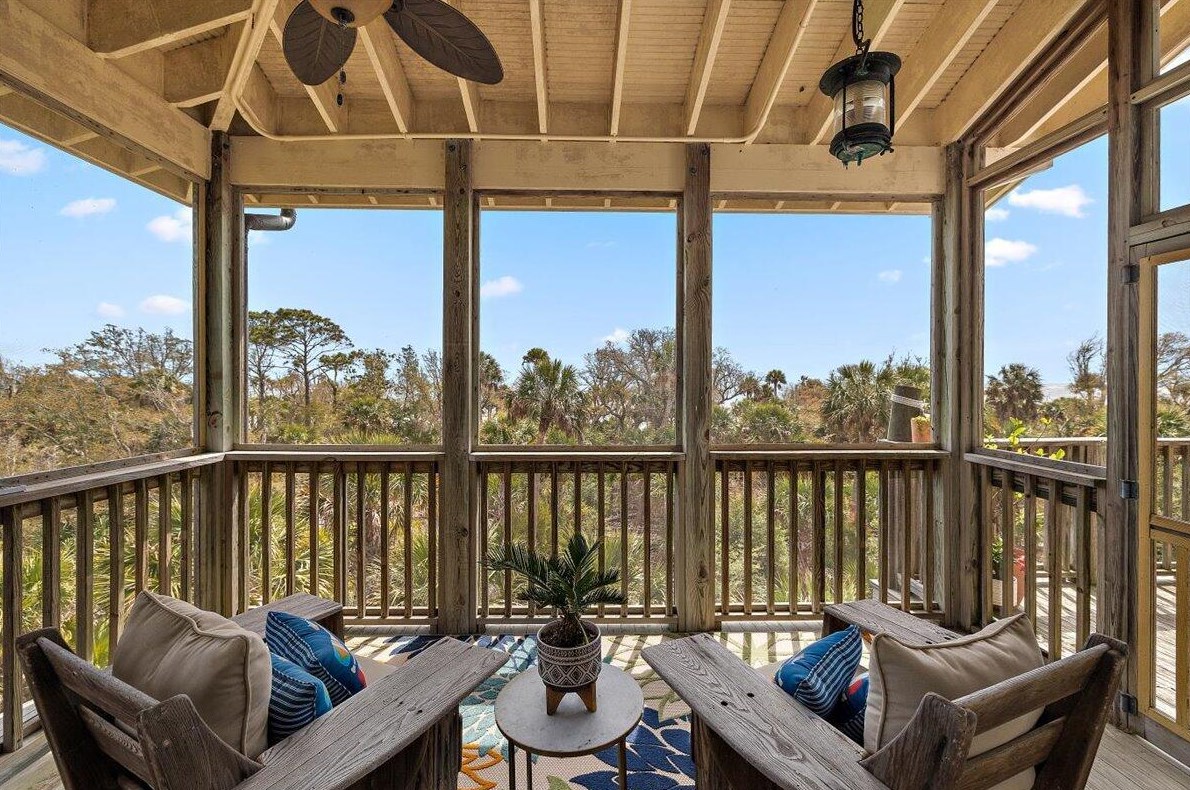 331 Pelican Flight Dr, Isle of Palms, SC 29451