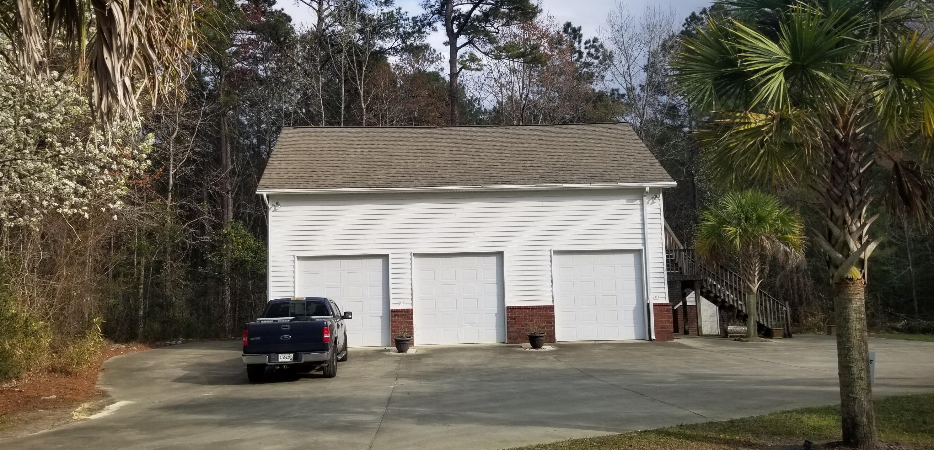 328 Yellow Jasmine Ct, Moncks Corner SC  29461-7834 exterior
