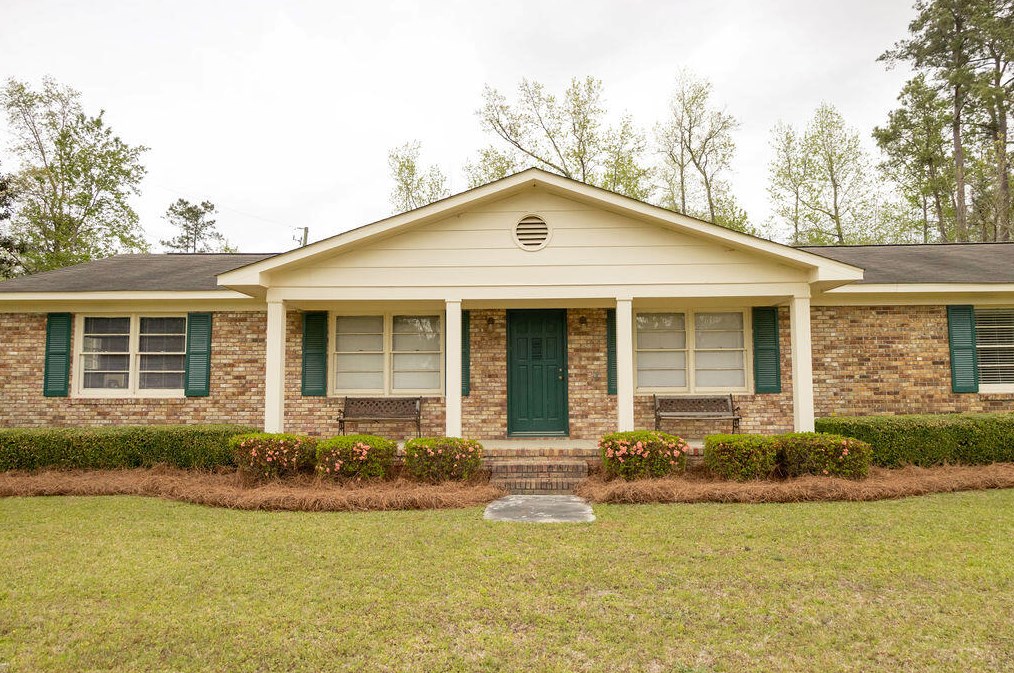 1173 Griffith Acres Dr, Cottageville, SC 29435