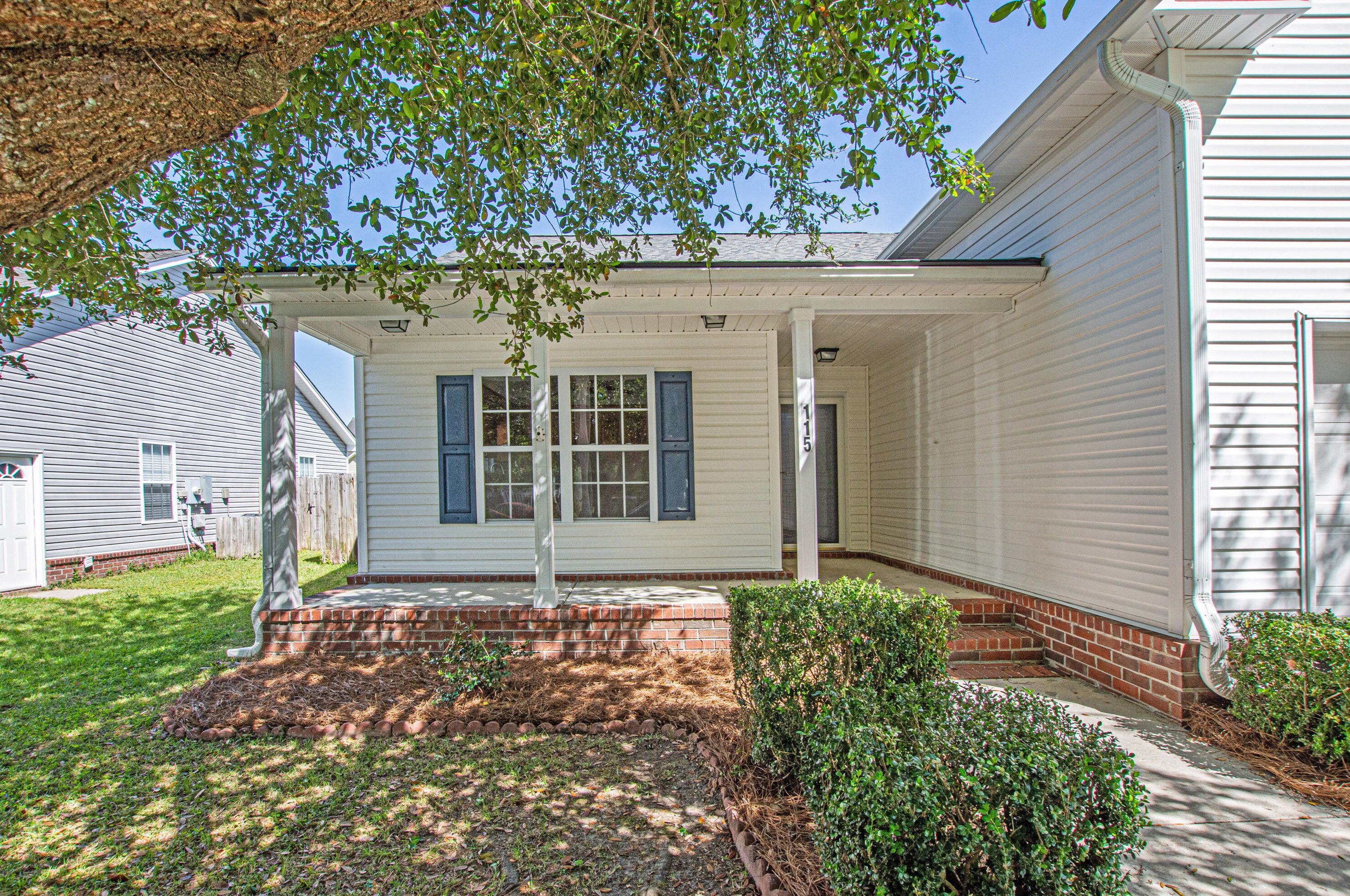 115 Cotillion Cres, Summerville, SC 29483-8148