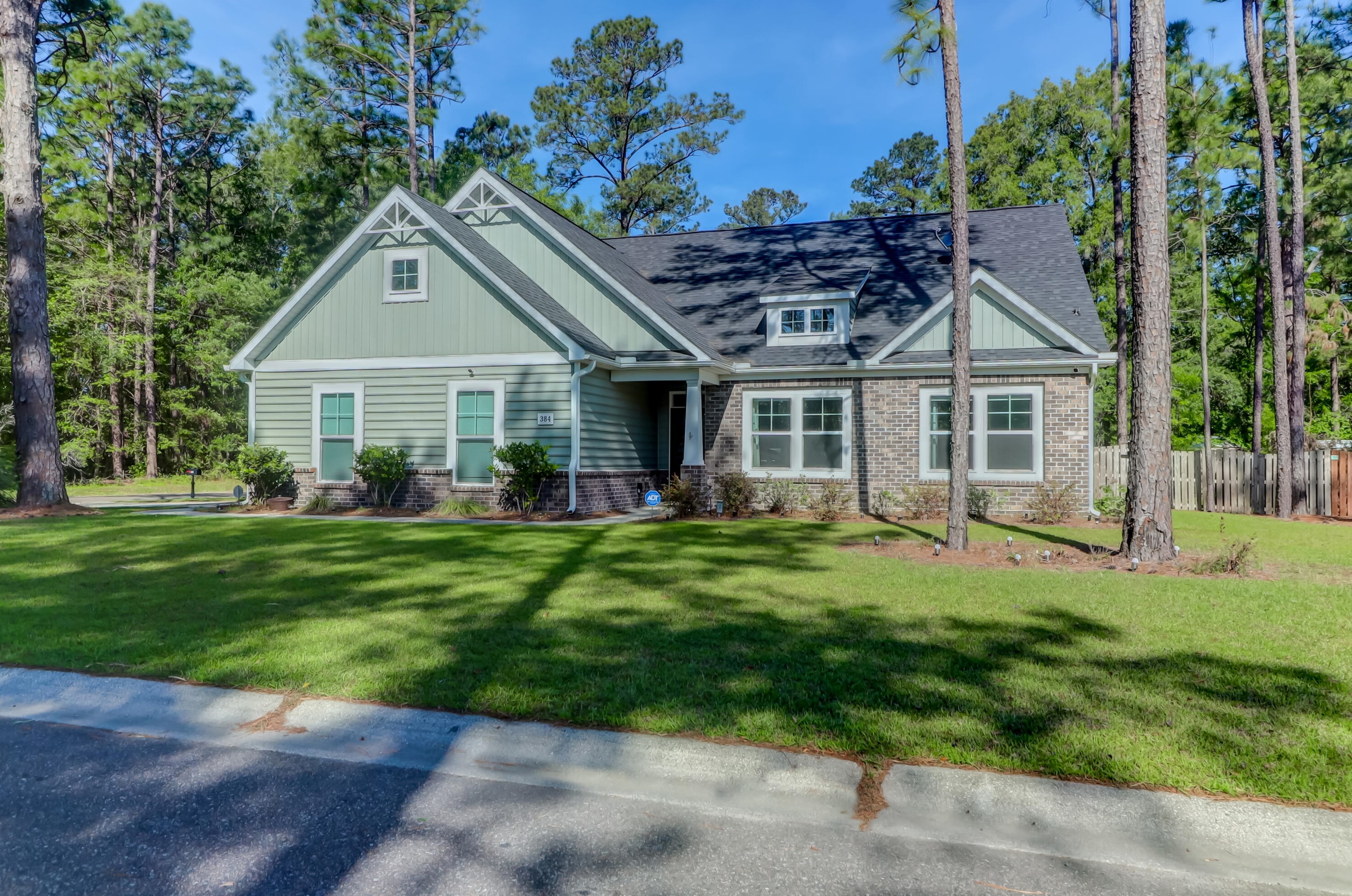 384 Renau Blvd, Summerville, SC 29483-4858