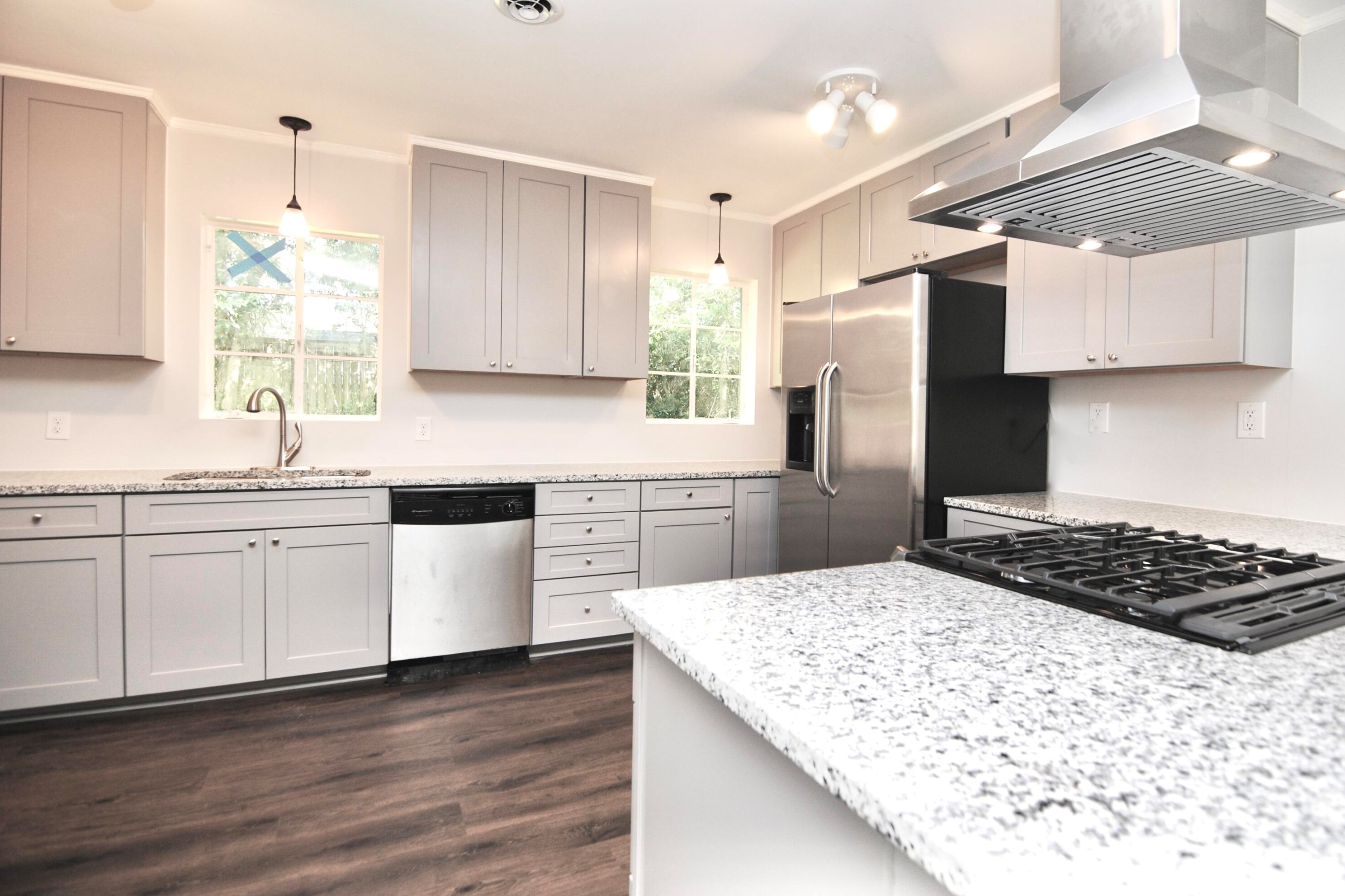 4504 Overbrook Ave, Charleston, SC 29405-5238