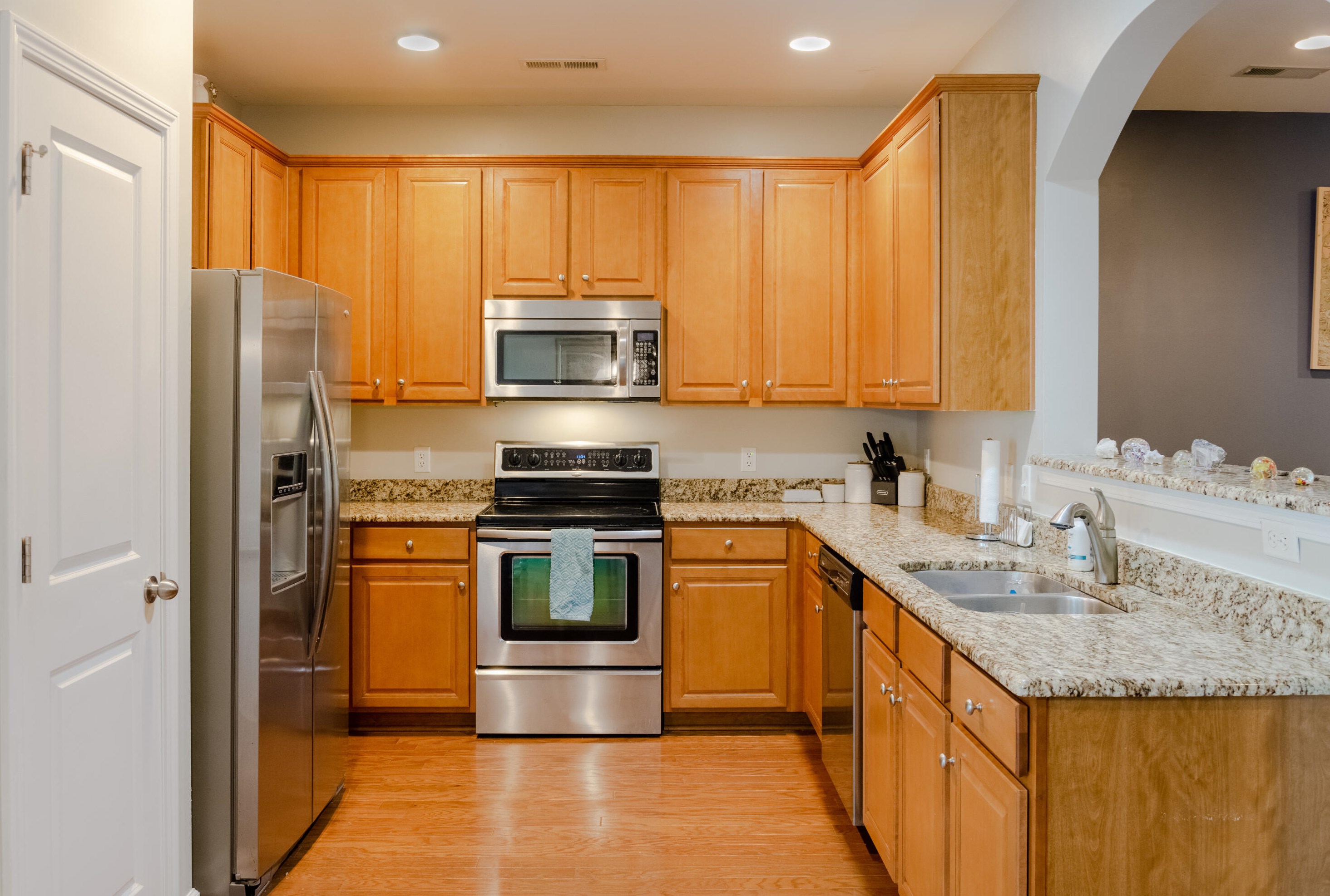 1144 Euclid Dr, Charleston, SC 29492-2802