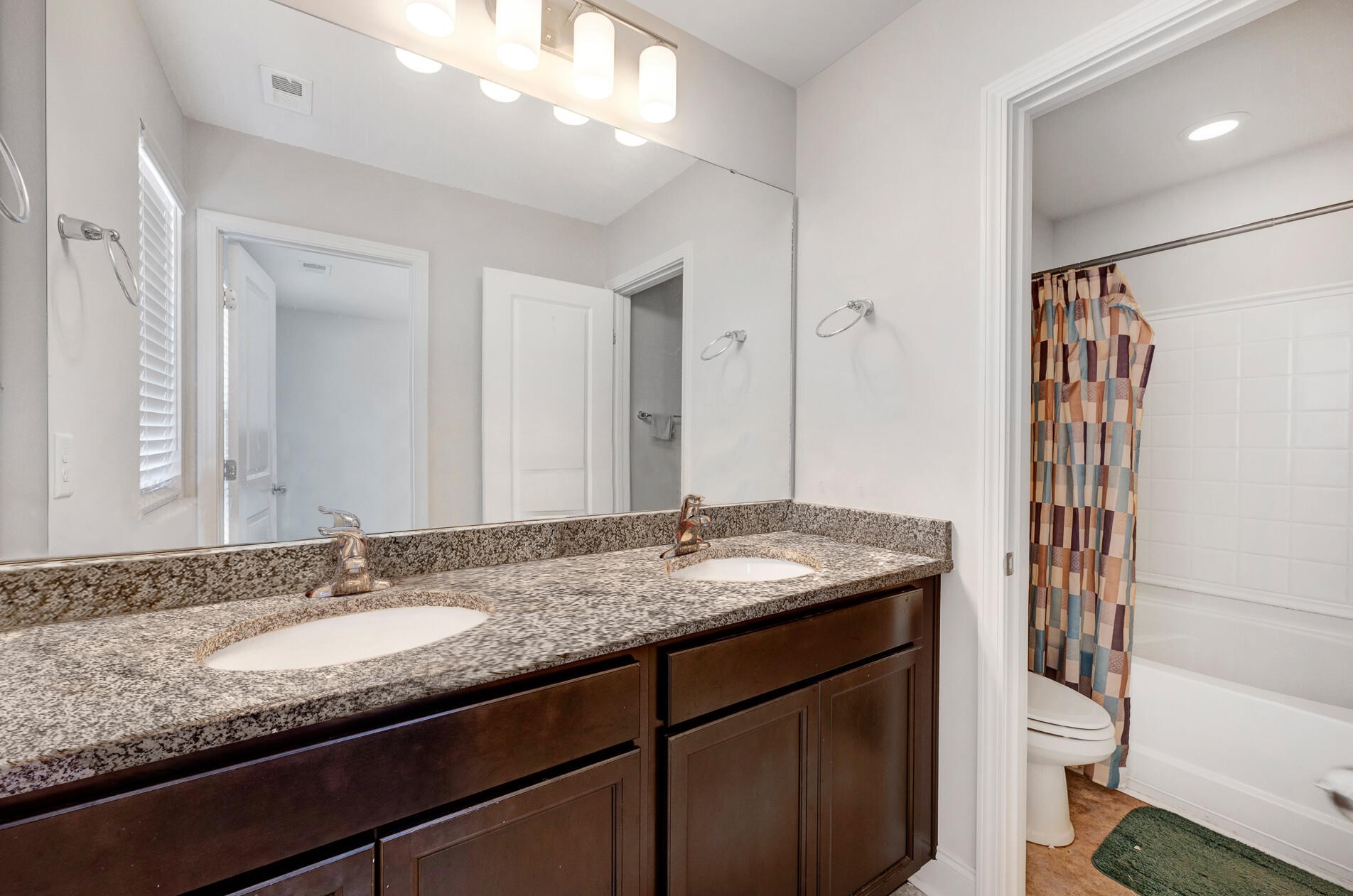 7807 Montview Rd, Charleston SC  29418-2258 exterior