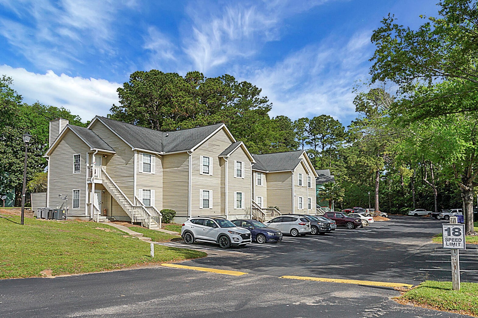 6231 Rolling Fork Rd, Charleston, SC 29406-4918