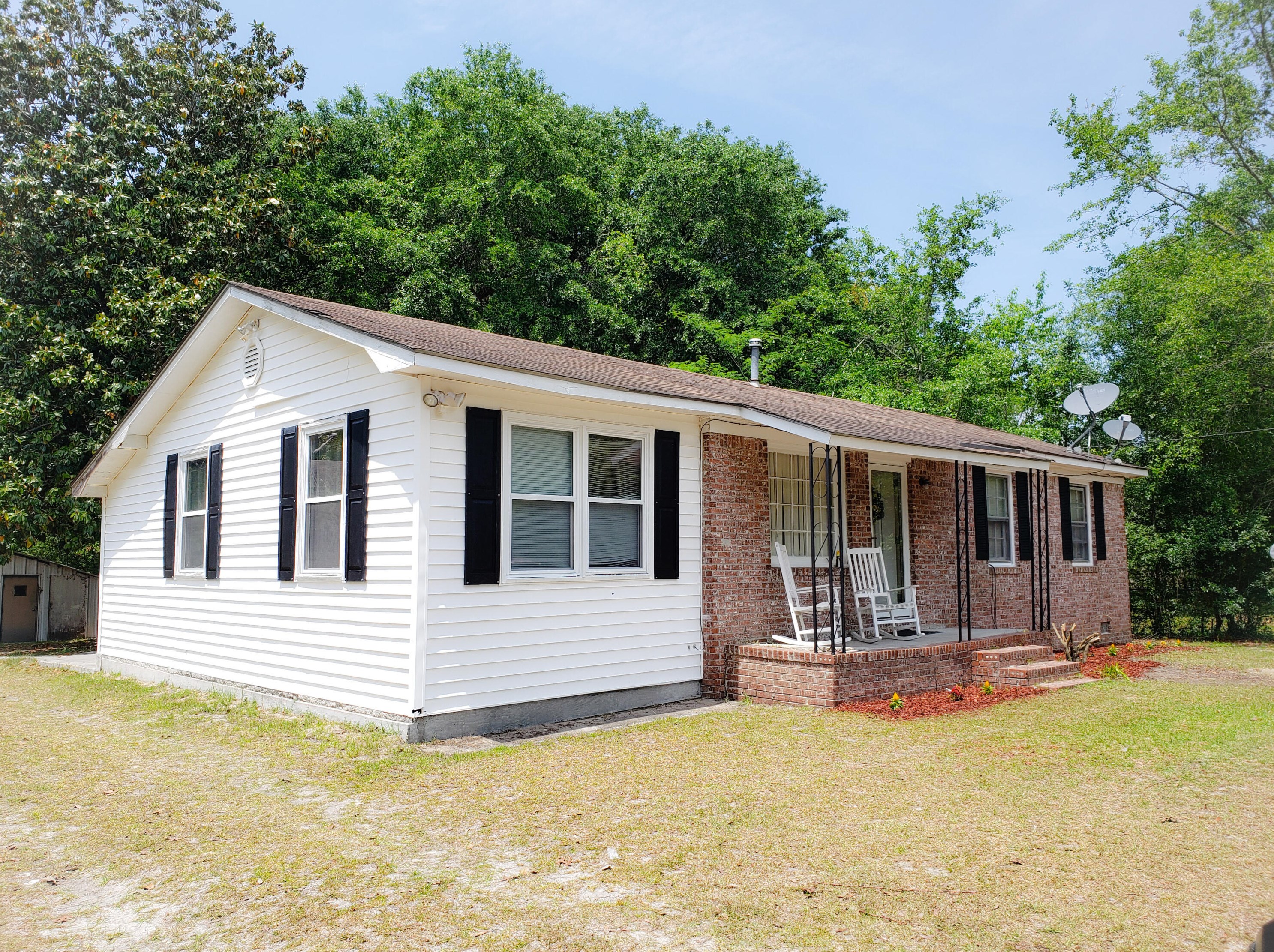 410 Sandhill Rd, Dorchester, SC 29437