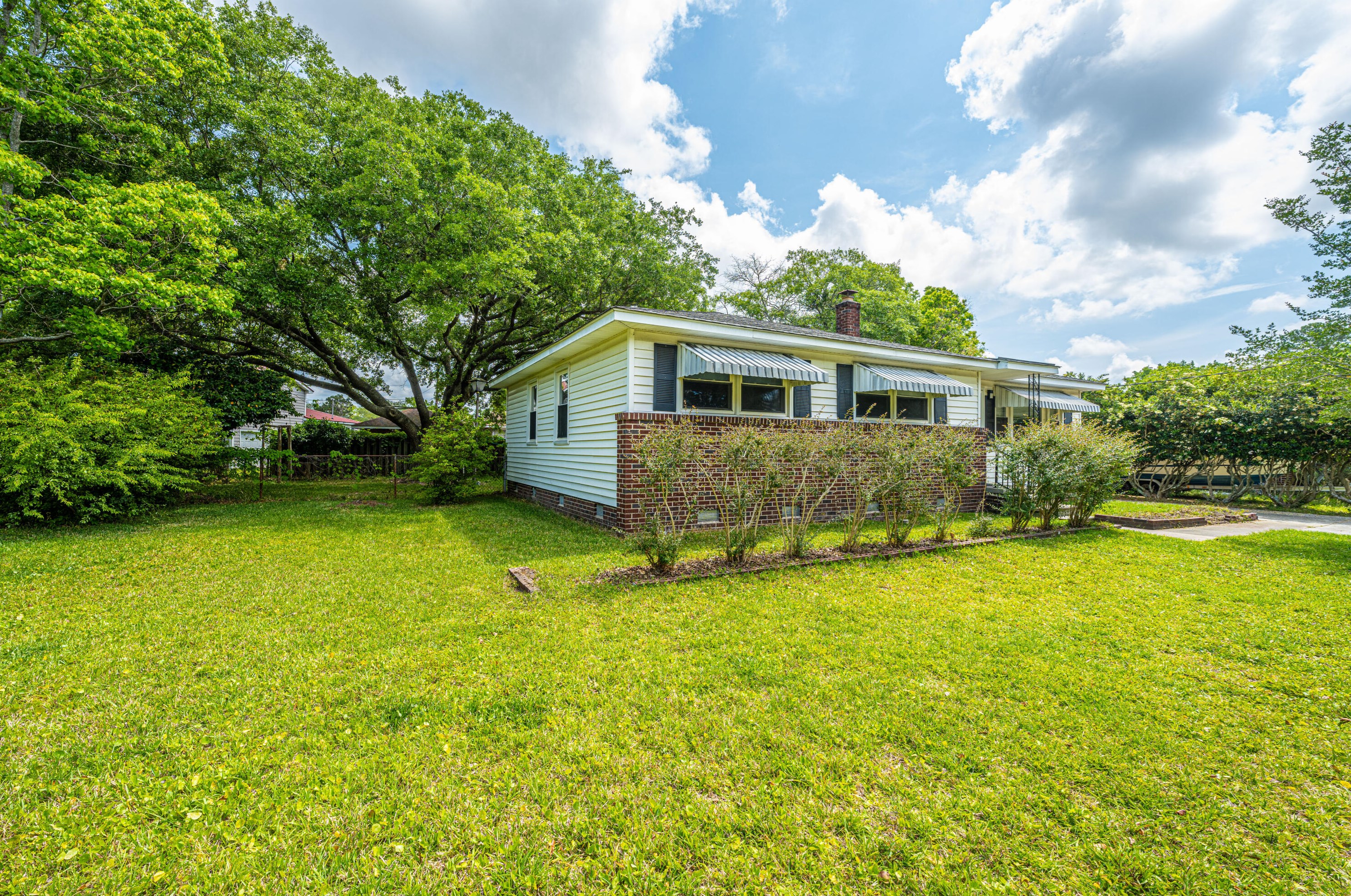 2708 Clarkin Ave, Charleston, SC 29405-6983