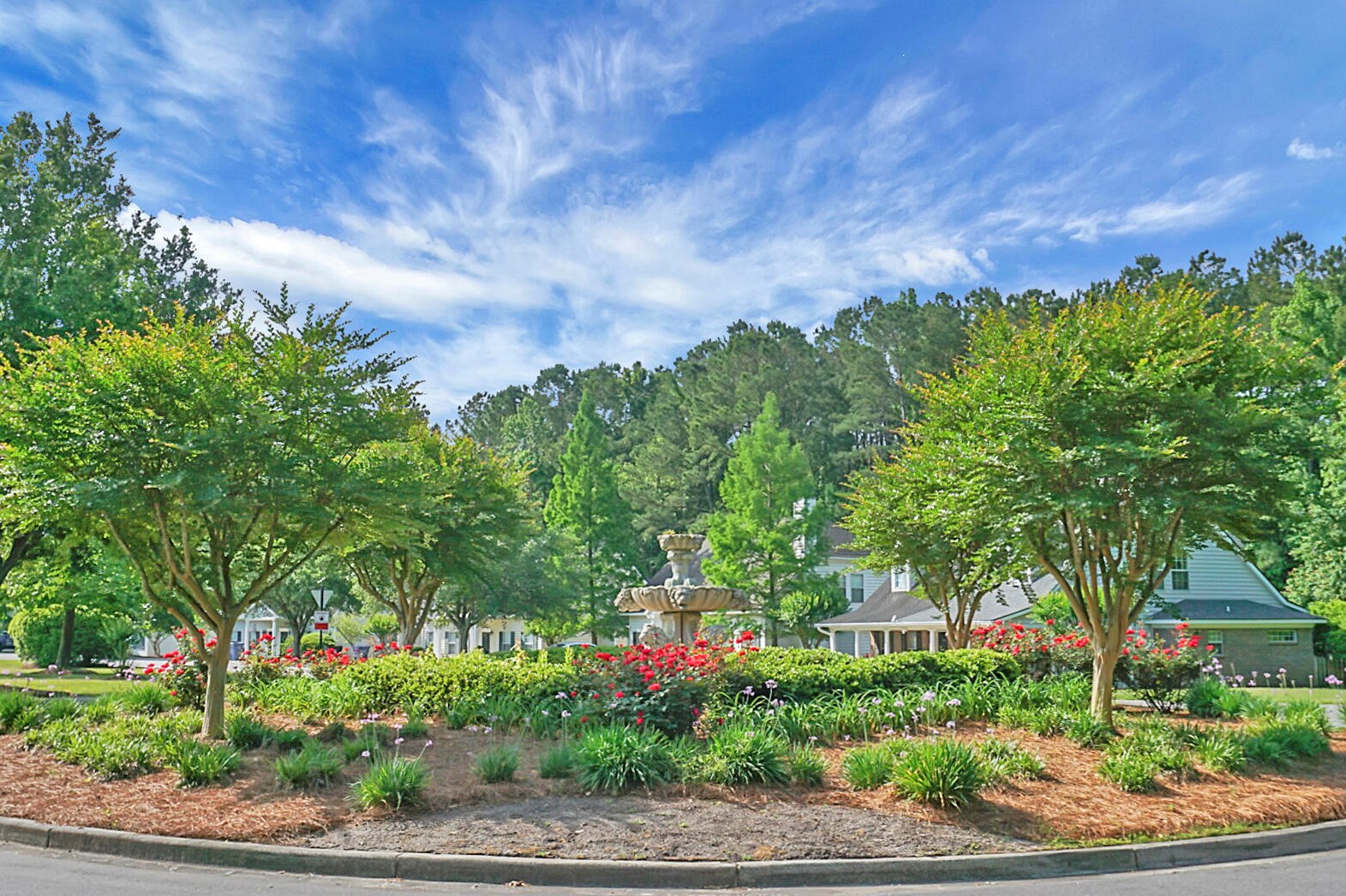4857 Habersham Ln, Summerville, SC 29485-8579