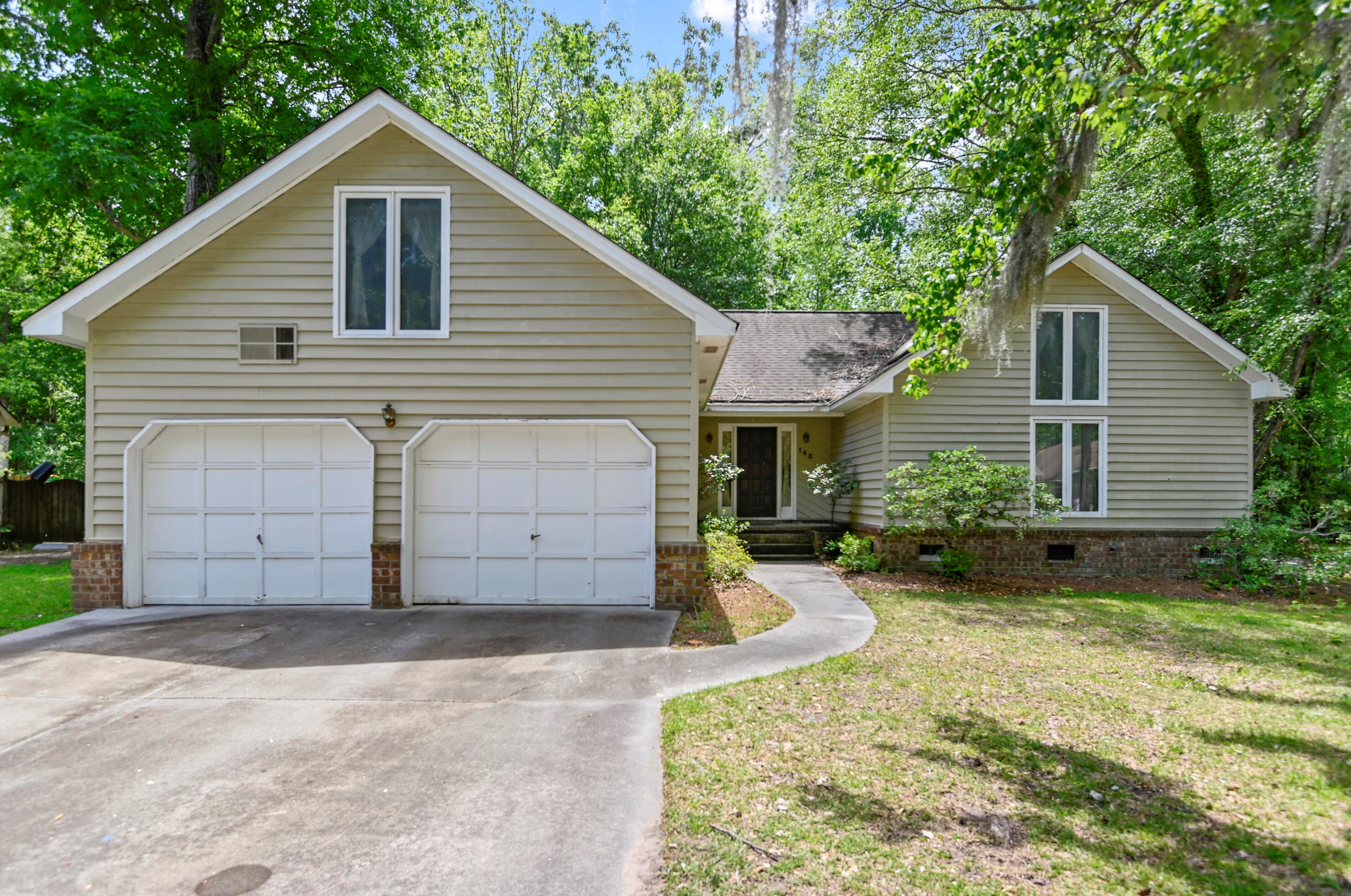 143 Savannah Round, Summerville, SC 29485-5236
