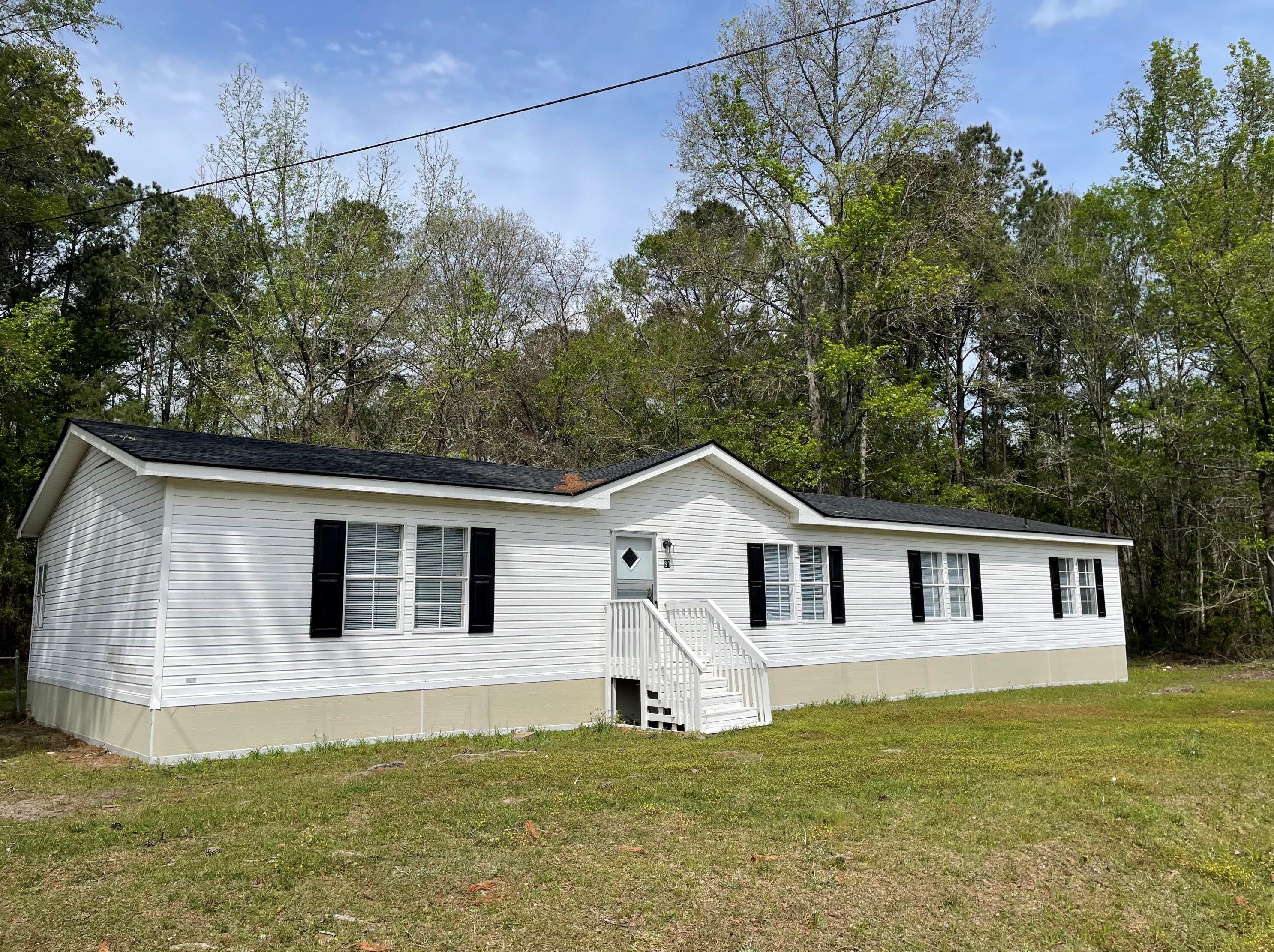 81 Tika St, Walterboro, SC 29488
