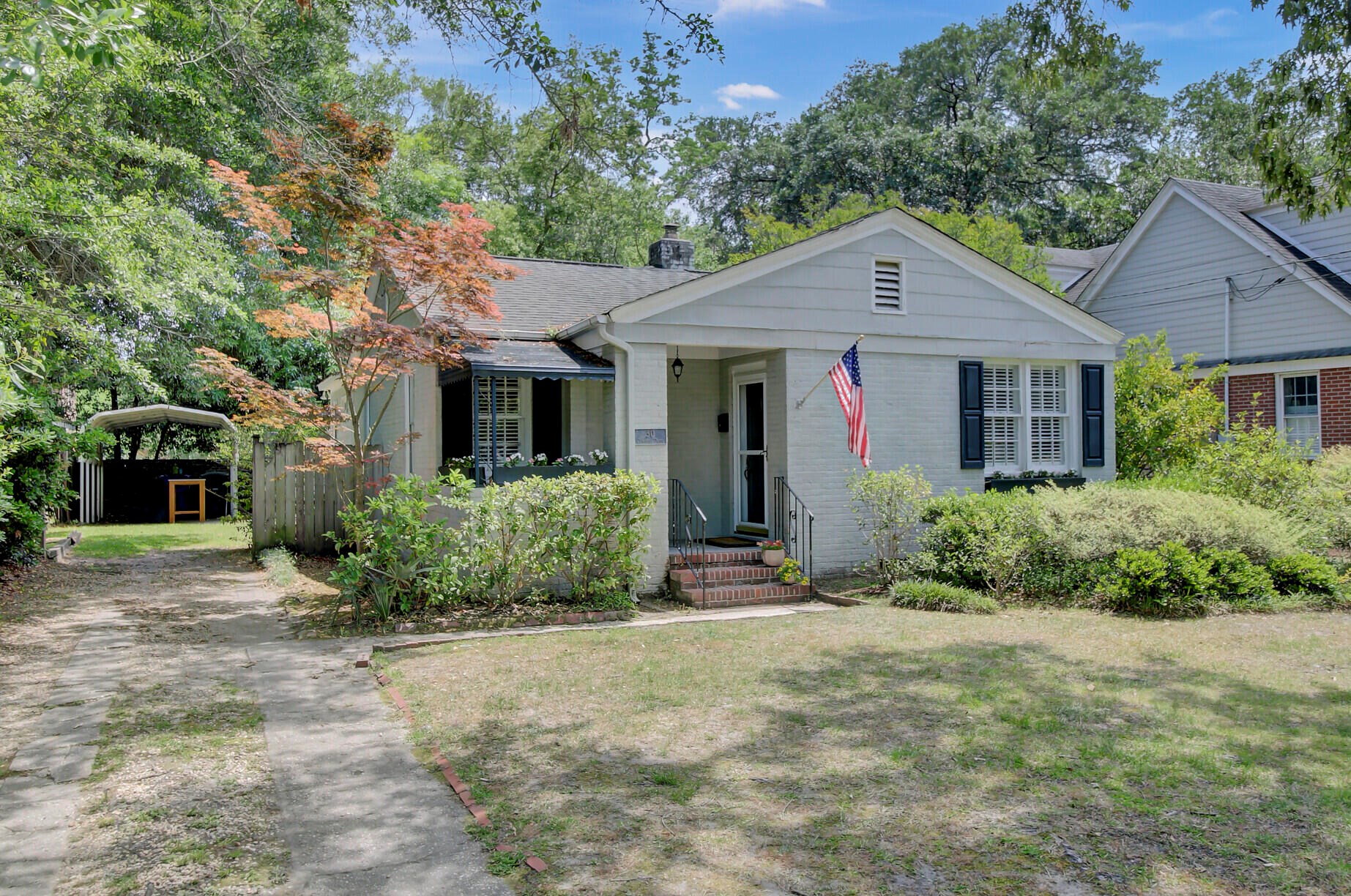 30 Campbell Dr, Charleston, SC 29407-7326