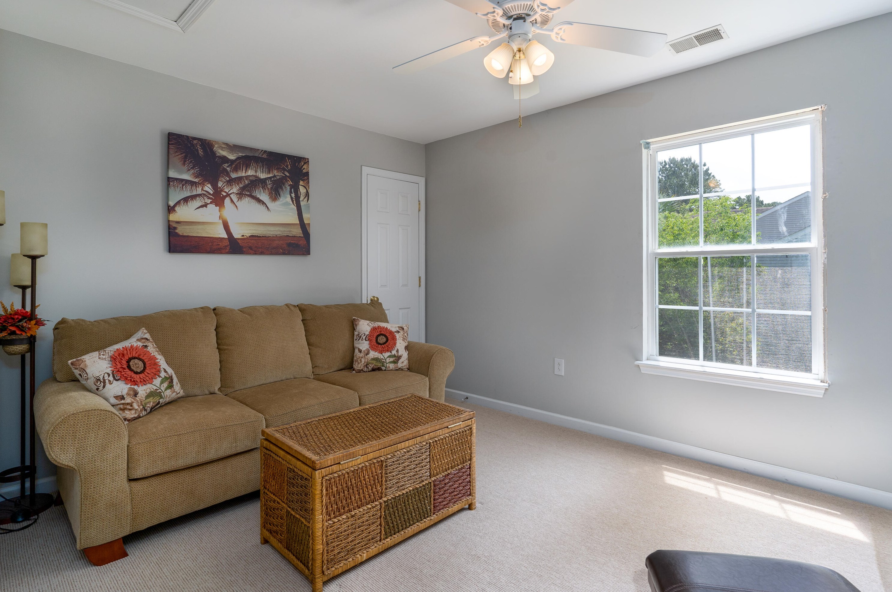 300 Pine Bluff Dr, Summerville SC  29483-1637 exterior