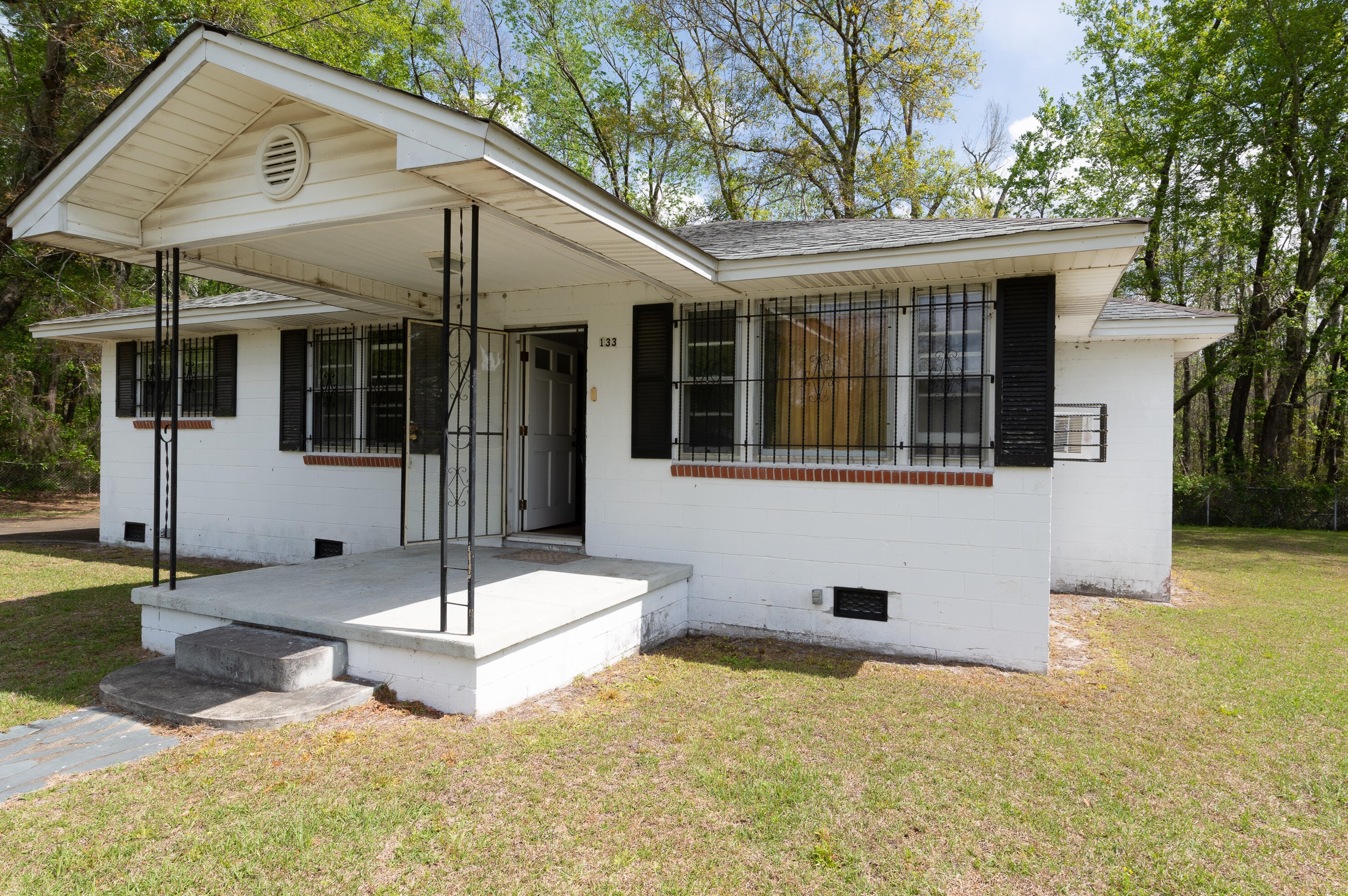 133 Utsey Hill Rd, Saint George, SC 29477