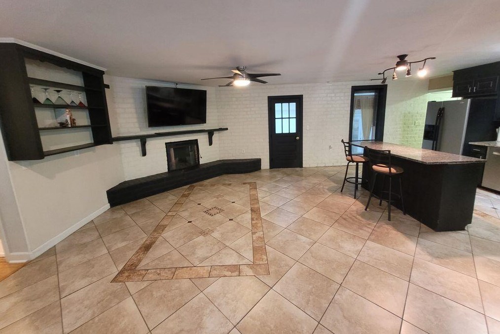 5803 Beverly Dr, Charleston, SC 29410