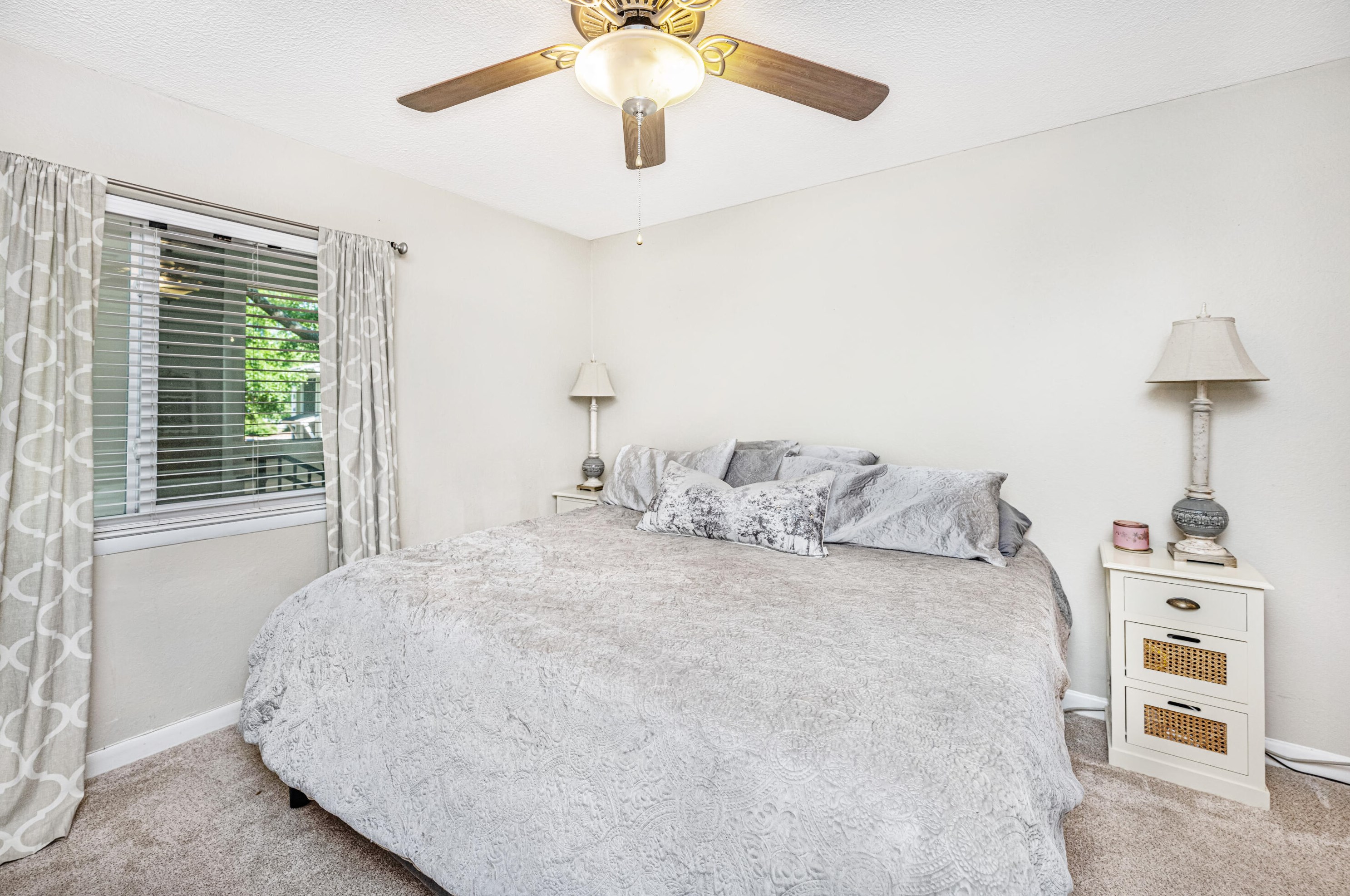273 Alexandra Dr, Mount Pleasant SC  29464-2884 exterior