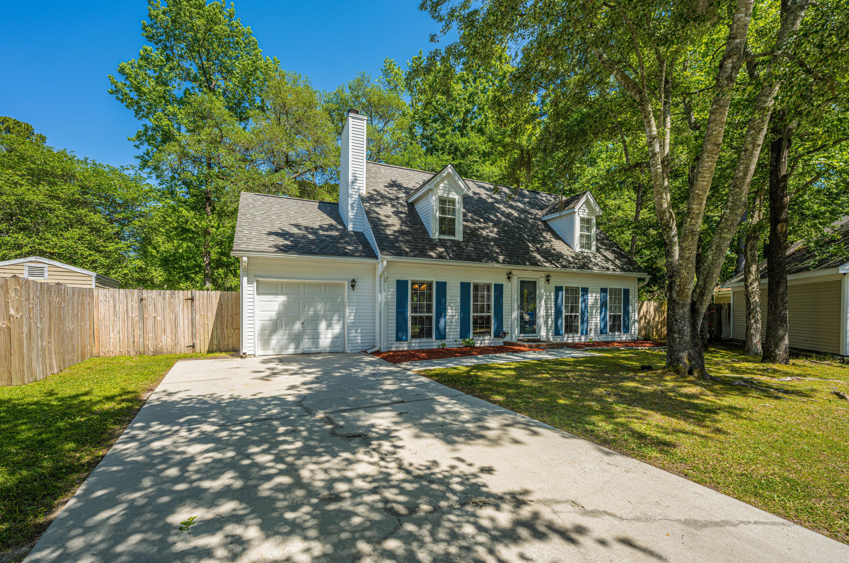 107 Hasting Way, Summerville, SC 29485-8292