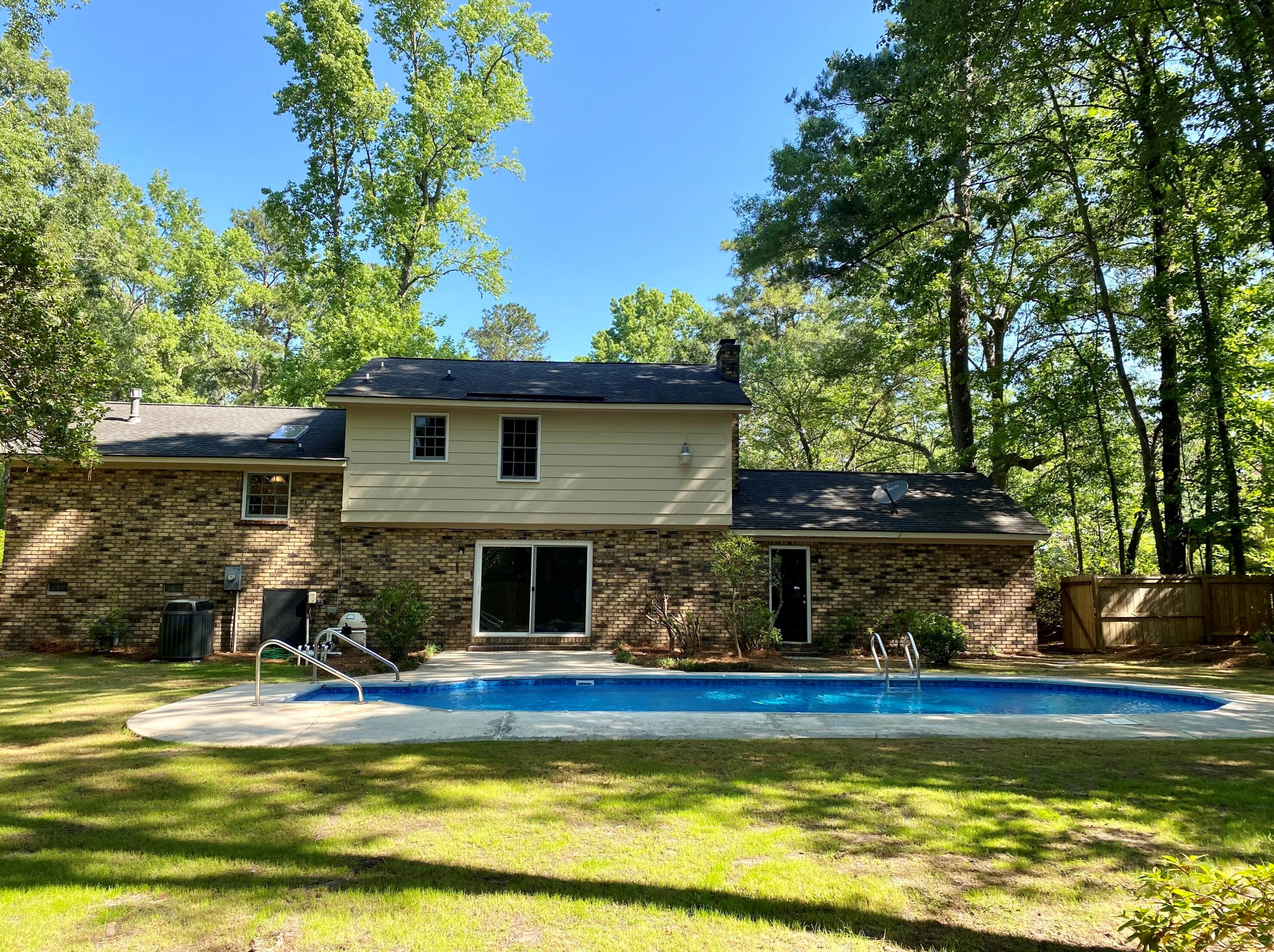 208 Foxcroft Ln, Summerville, SC 29485-8622