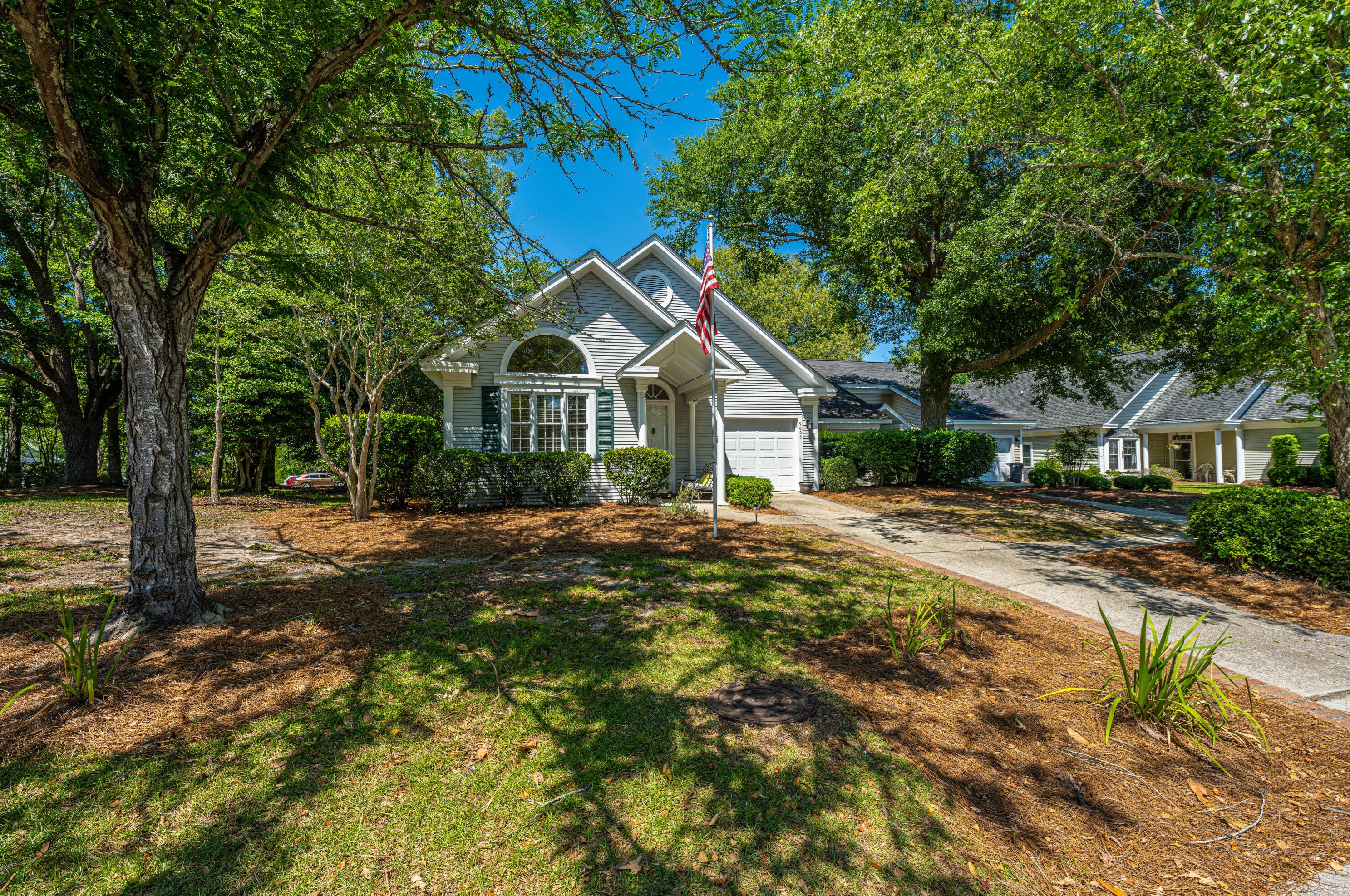 9005 Delancey Cir, Charleston, SC 29406-9161