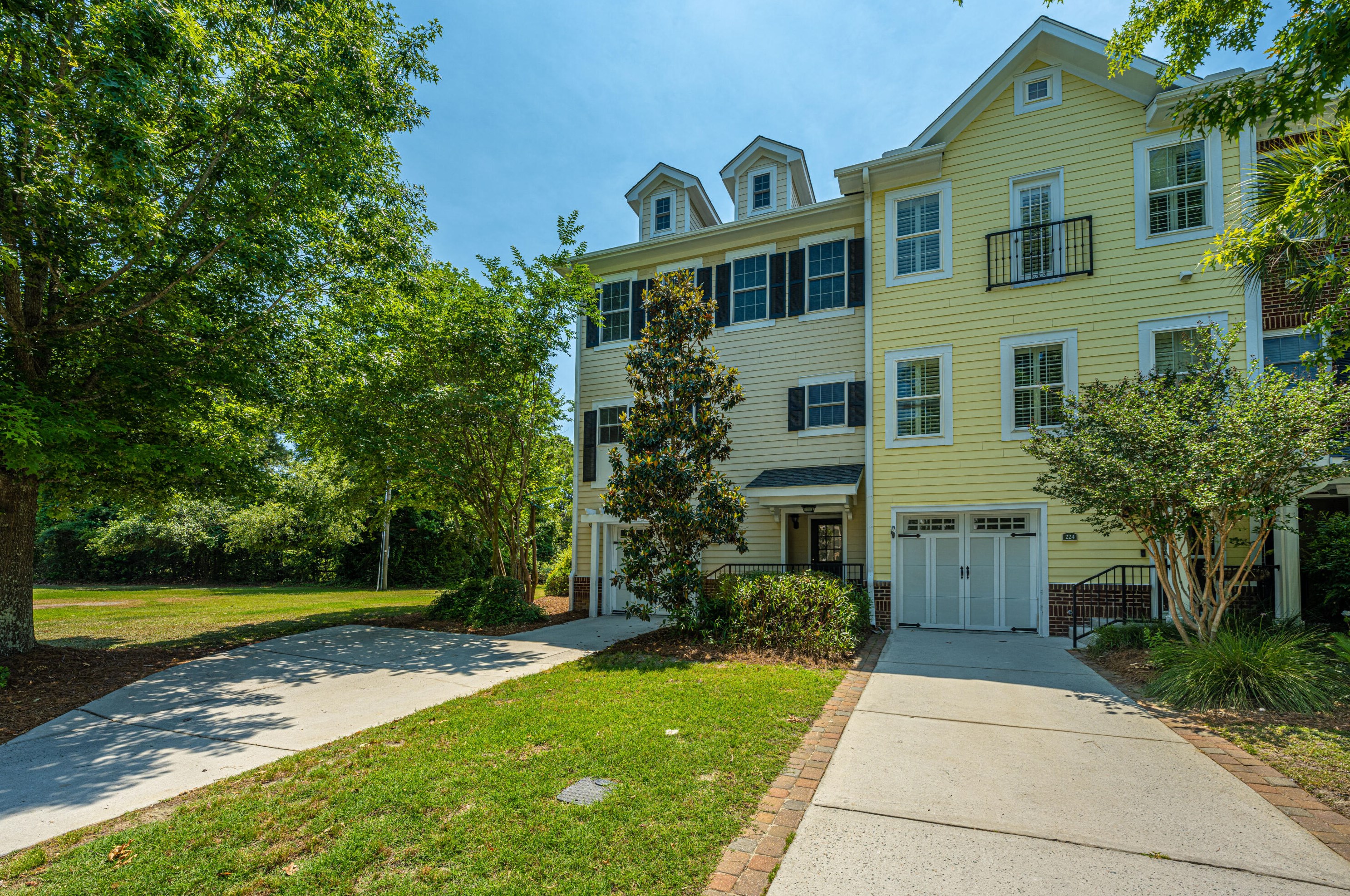 228 Etiwan Pointe Dr, Mount Pleasant, SC 29464
