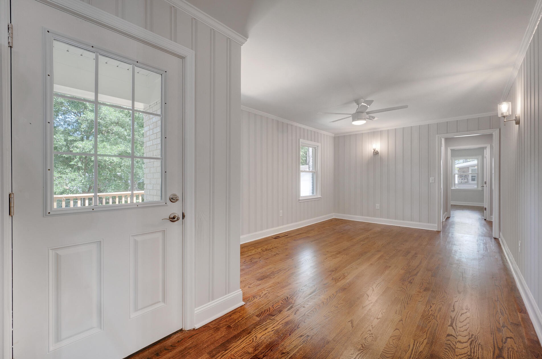 307 Ashley Dr, Summerville SC  29485-5705 exterior