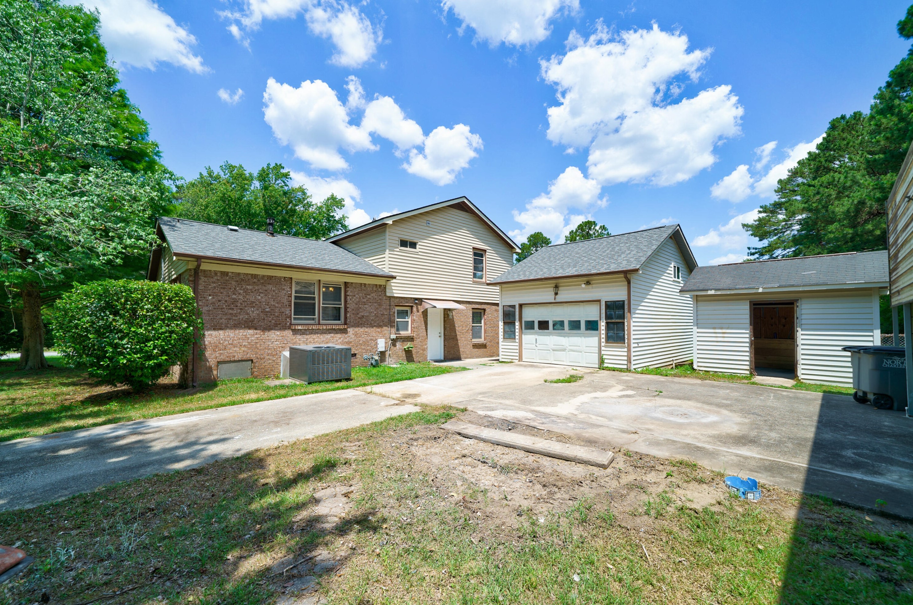 7624 Stonehaven Dr, Charleston, SC 29420-8808