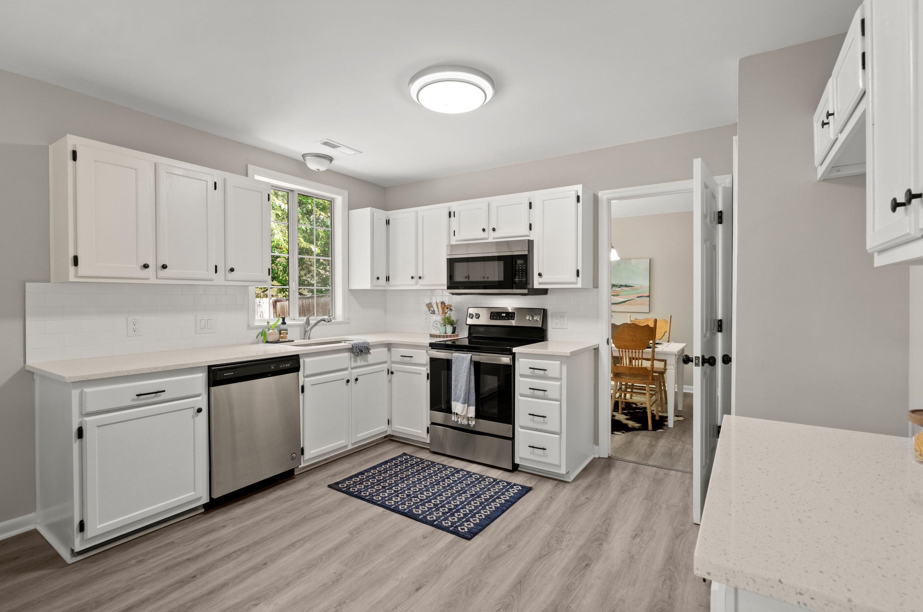 111 Lowndes Rd, Charleston SC  29445-7027 exterior