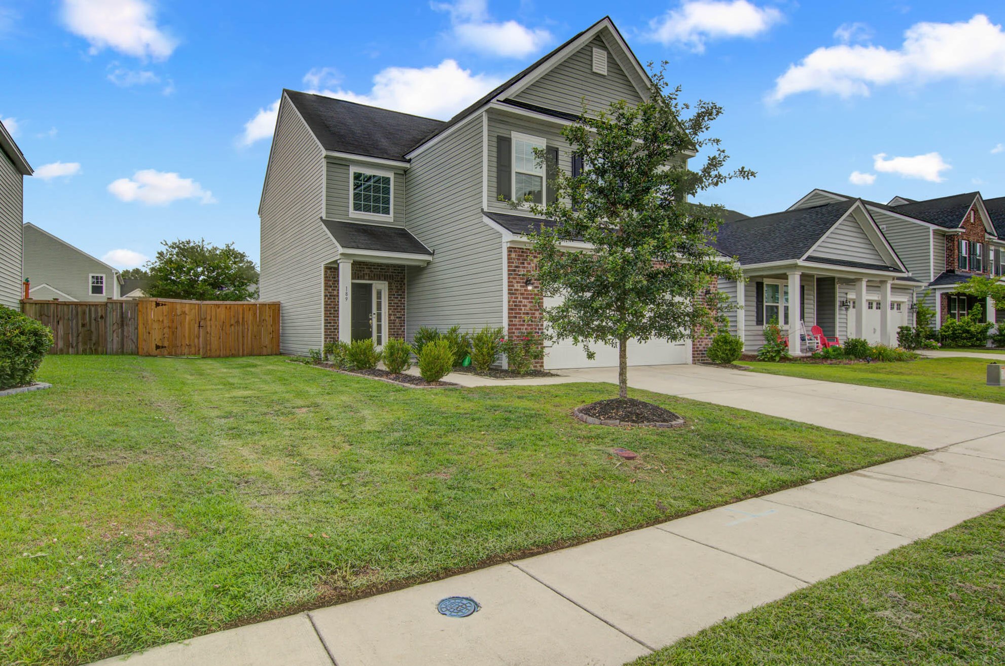 189 Emerald Isle Dr, Moncks Corner, SC 29461-7458