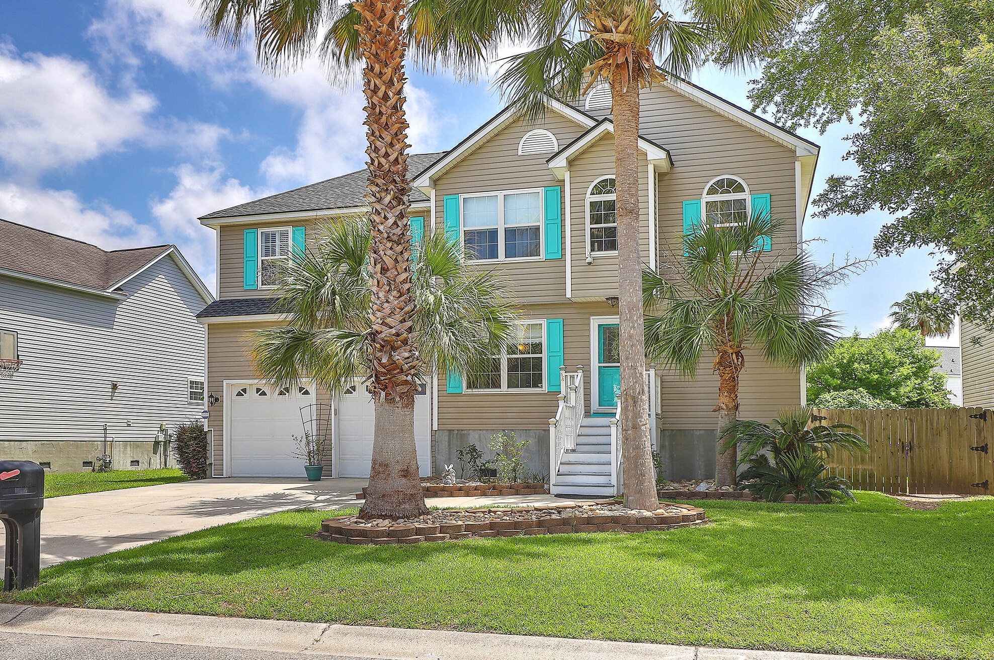 1712 Lotus Ln, Charleston, SC 29412-9653