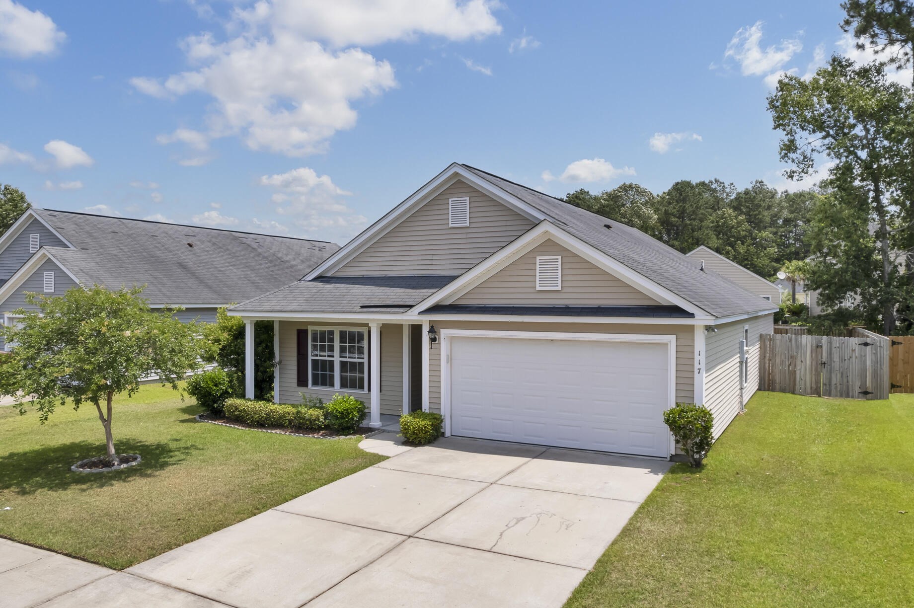 117 Wildberry Ln, Charleston, SC 29445-7751