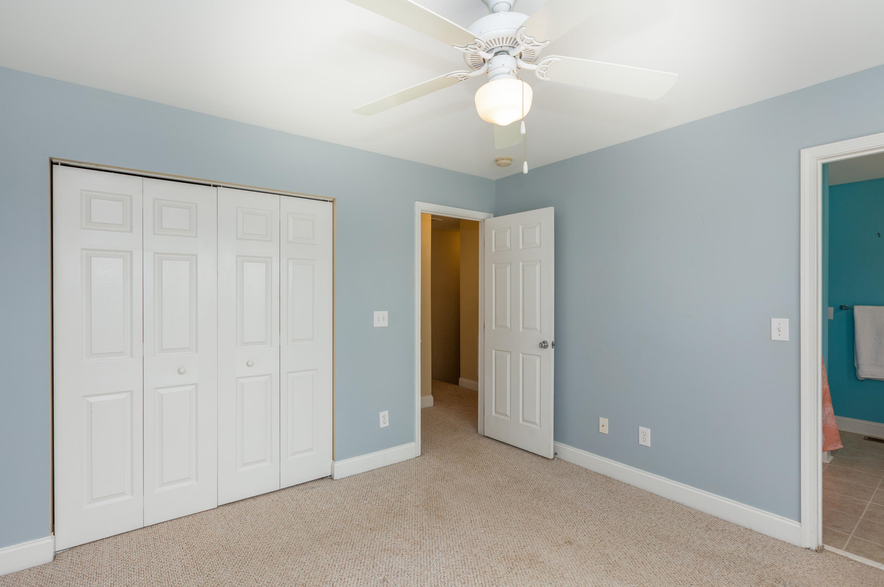 4027 Hartland St, Charleston SC 29414-6095 exterior