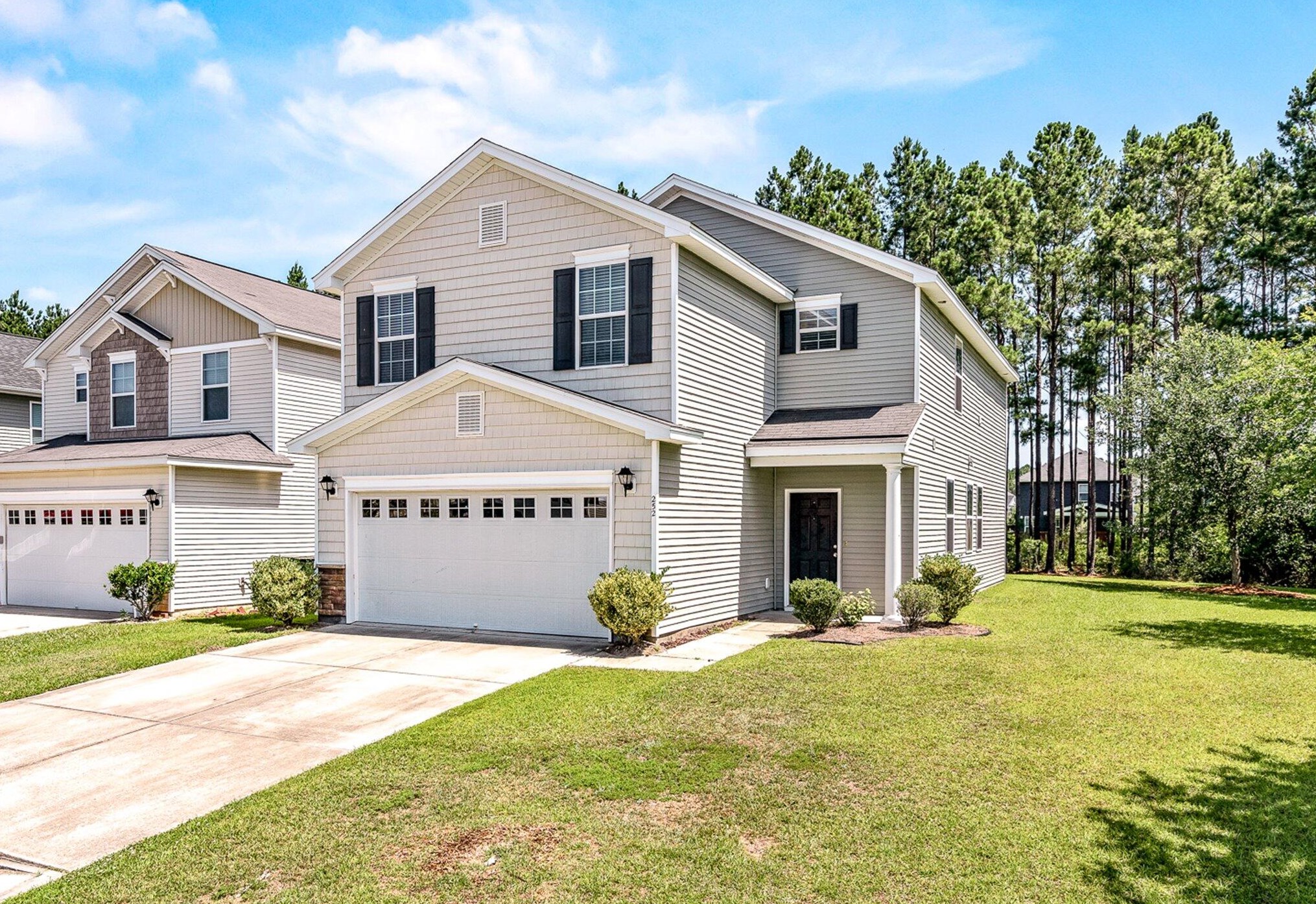 252 Cameron St, Summerville, SC 29483-5361