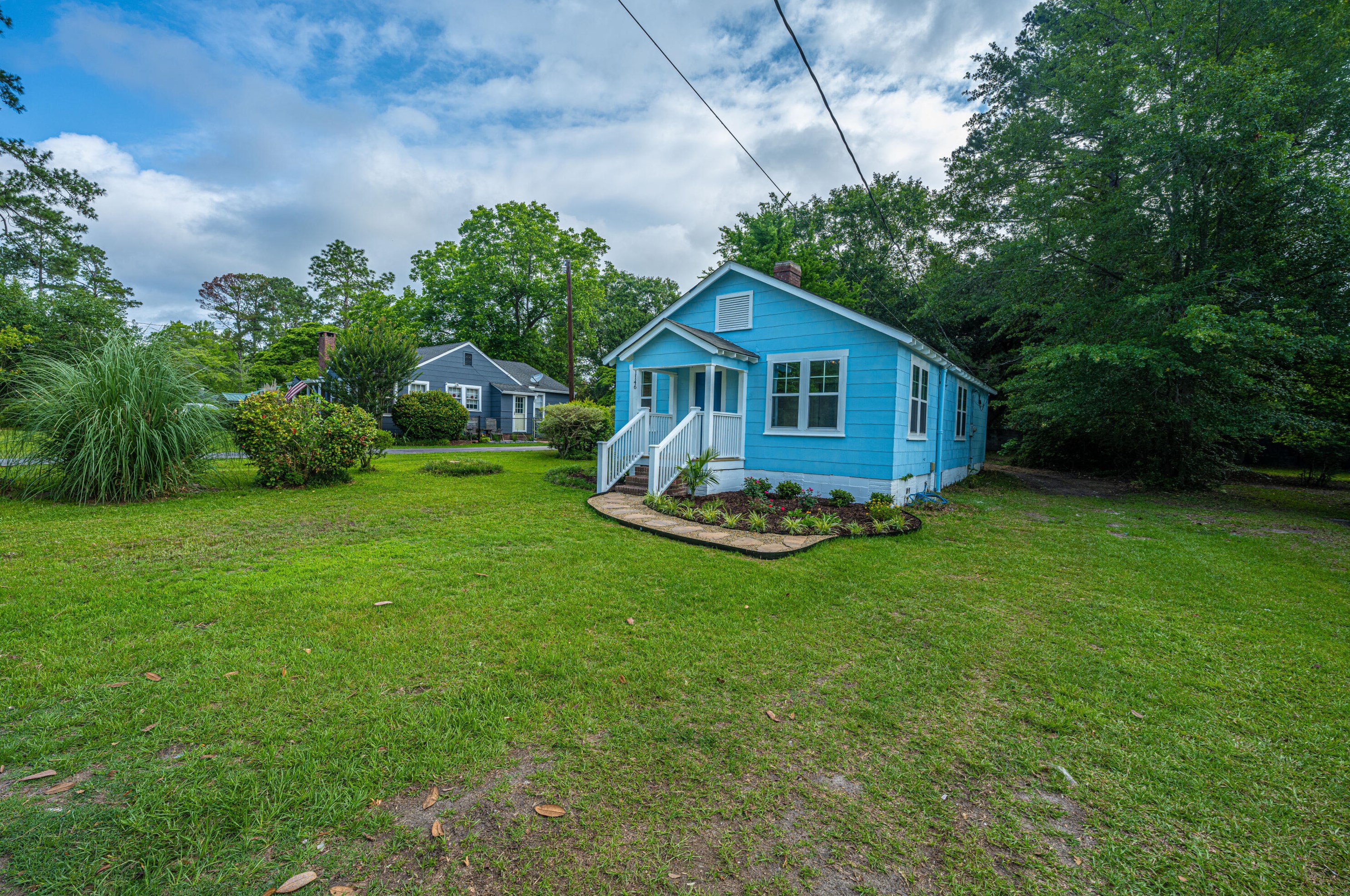 1146 Bennett Cir, Holly Hill, SC 29059-2721