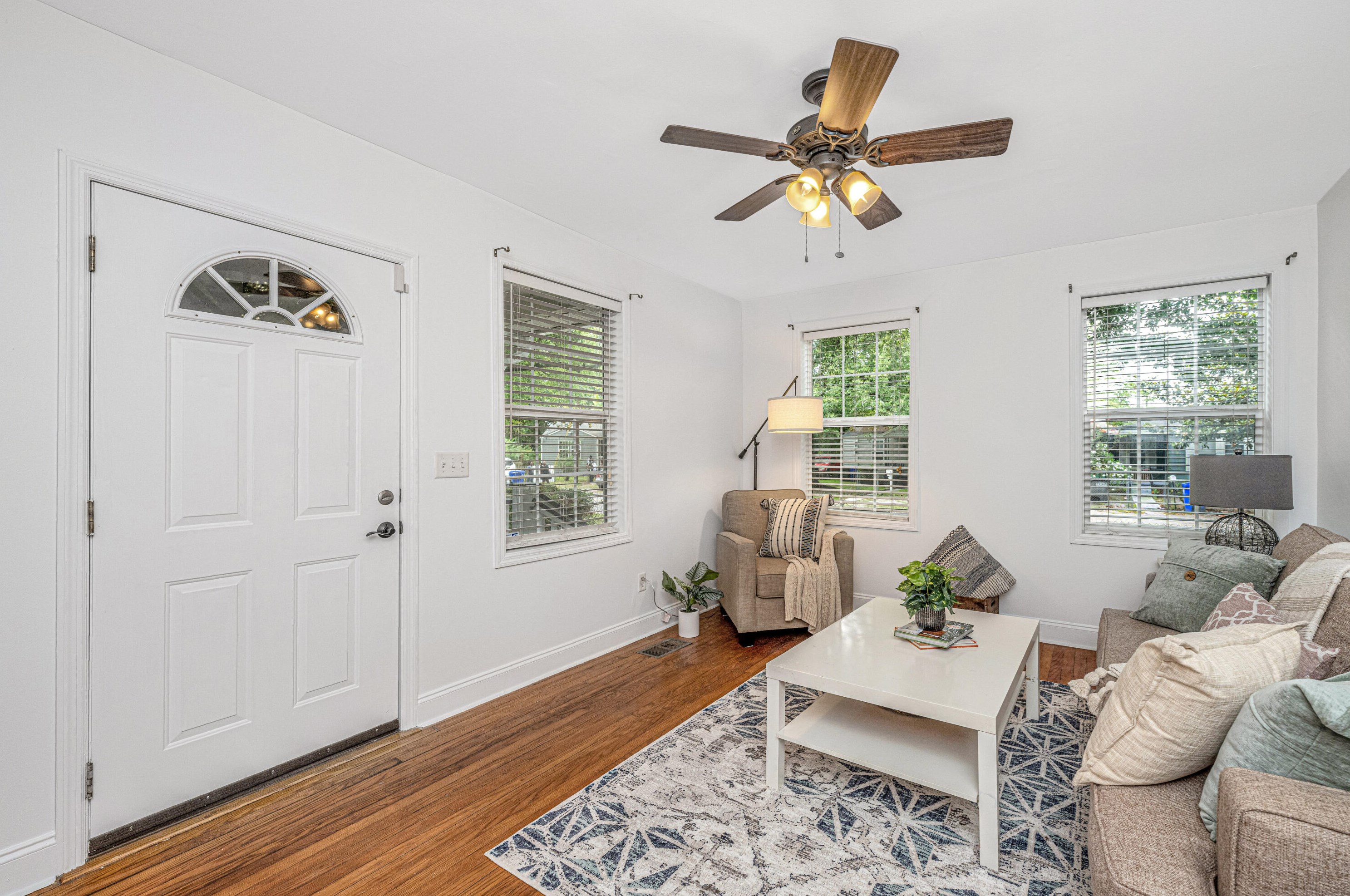 2236 Bailey Dr, Charleston, SC 29405-7683
