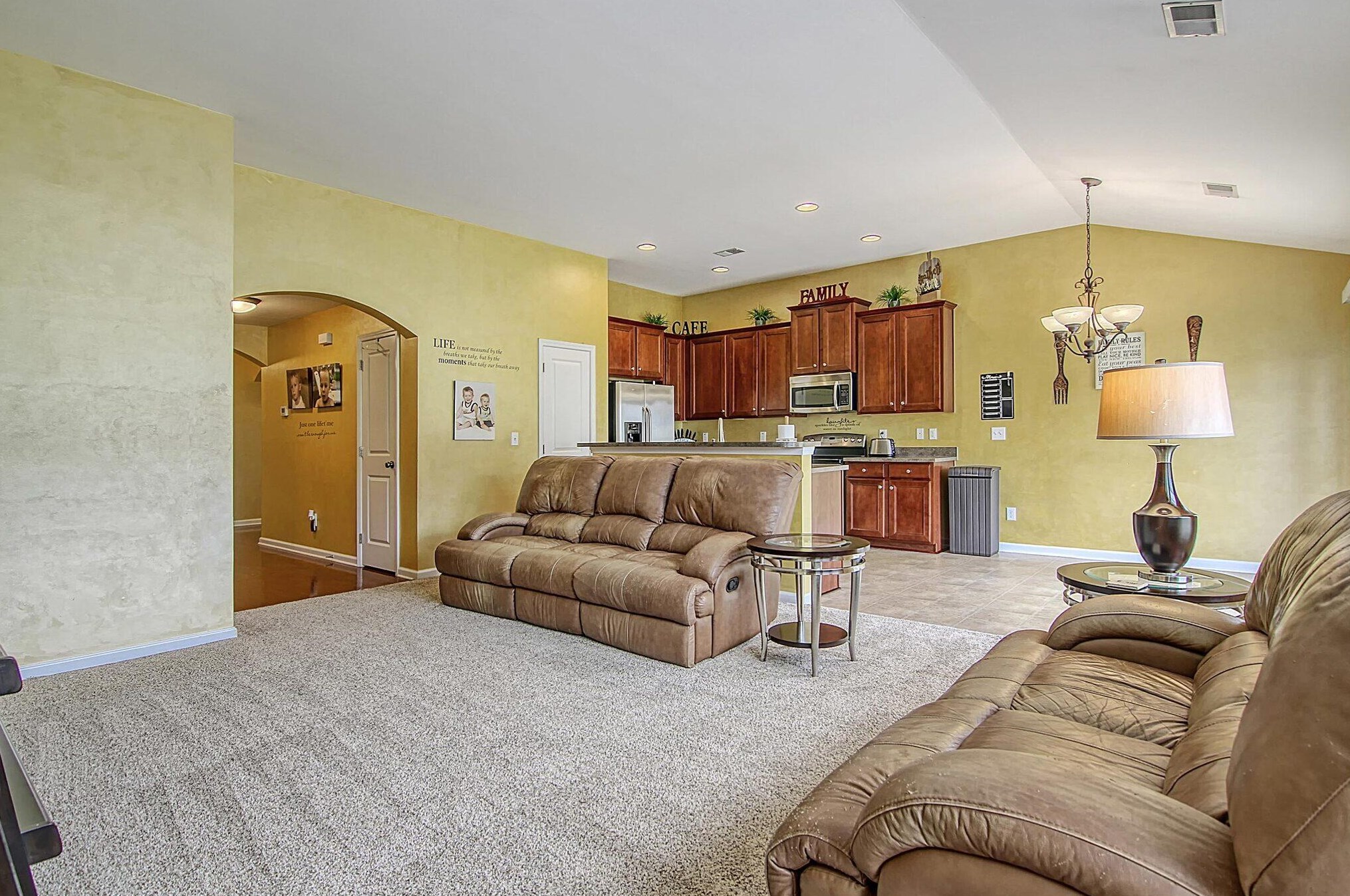 479 Dolphin Dr, Summerville SC 29485-4181 exterior